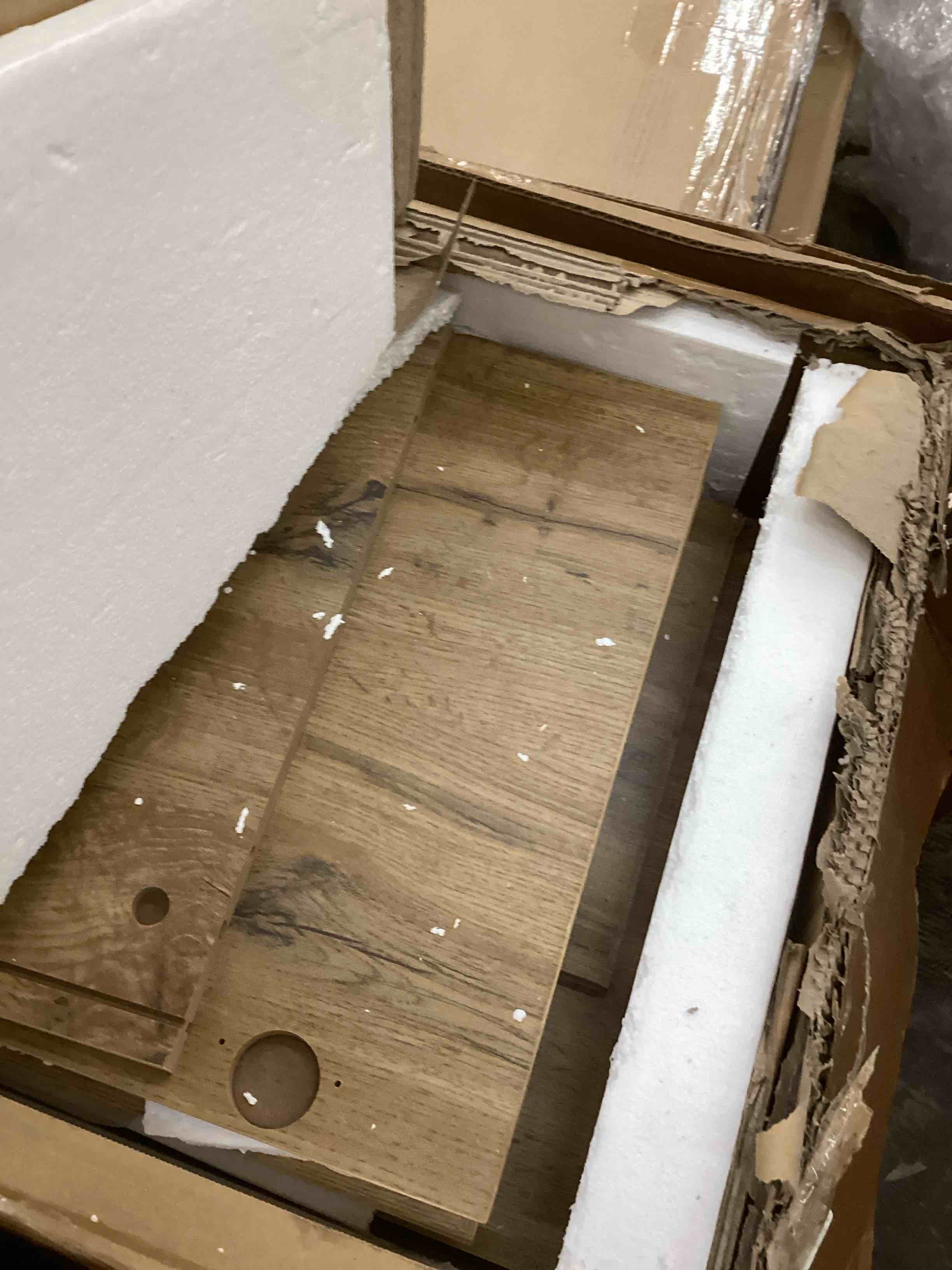 https://s3.amazonaws.com/lotting-images-prod/bidfta/BRN4117033_1777469594318.jpeg