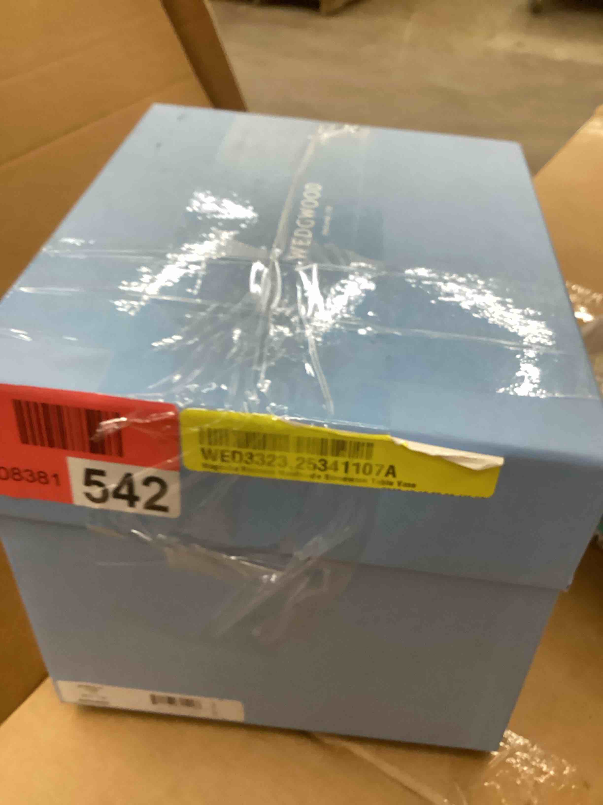 https://s3.amazonaws.com/lotting-images-prod/bidfta/BRN4117034_1777469062235.jpeg