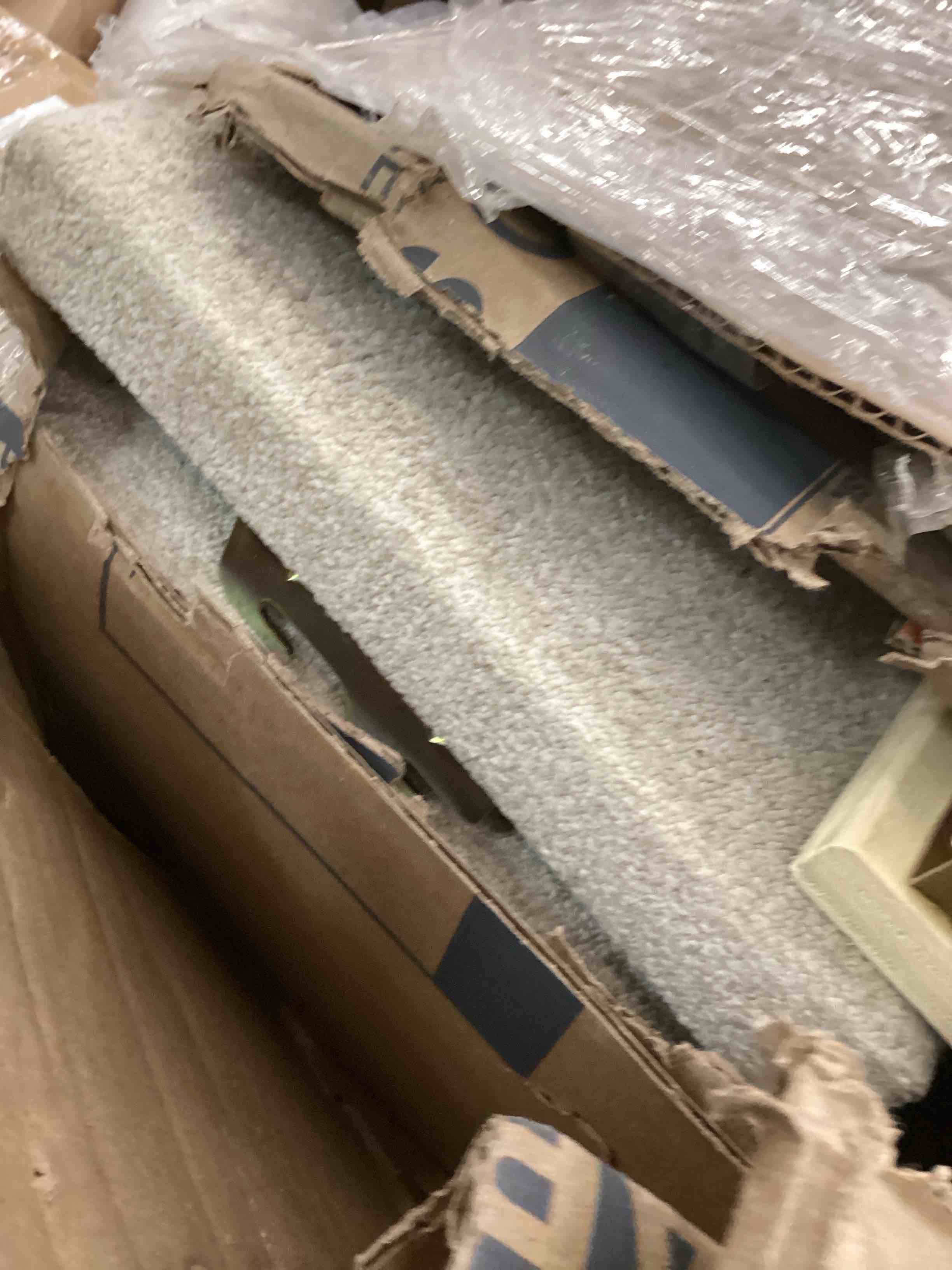 https://s3.amazonaws.com/lotting-images-prod/bidfta/BRN4117128_1777663132246.jpeg