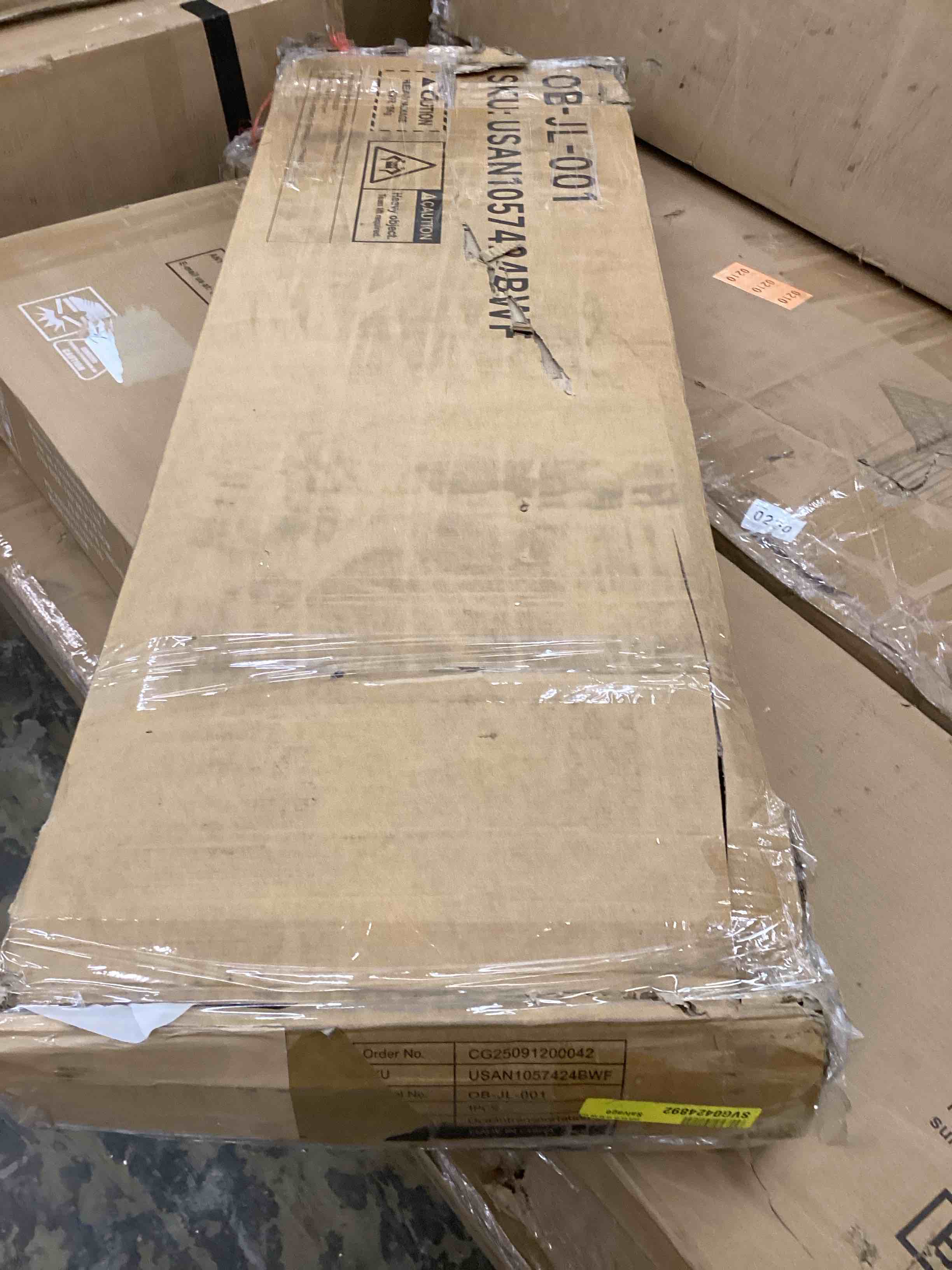 https://s3.amazonaws.com/lotting-images-prod/bidfta/BRN4117142_1777666640929.jpeg