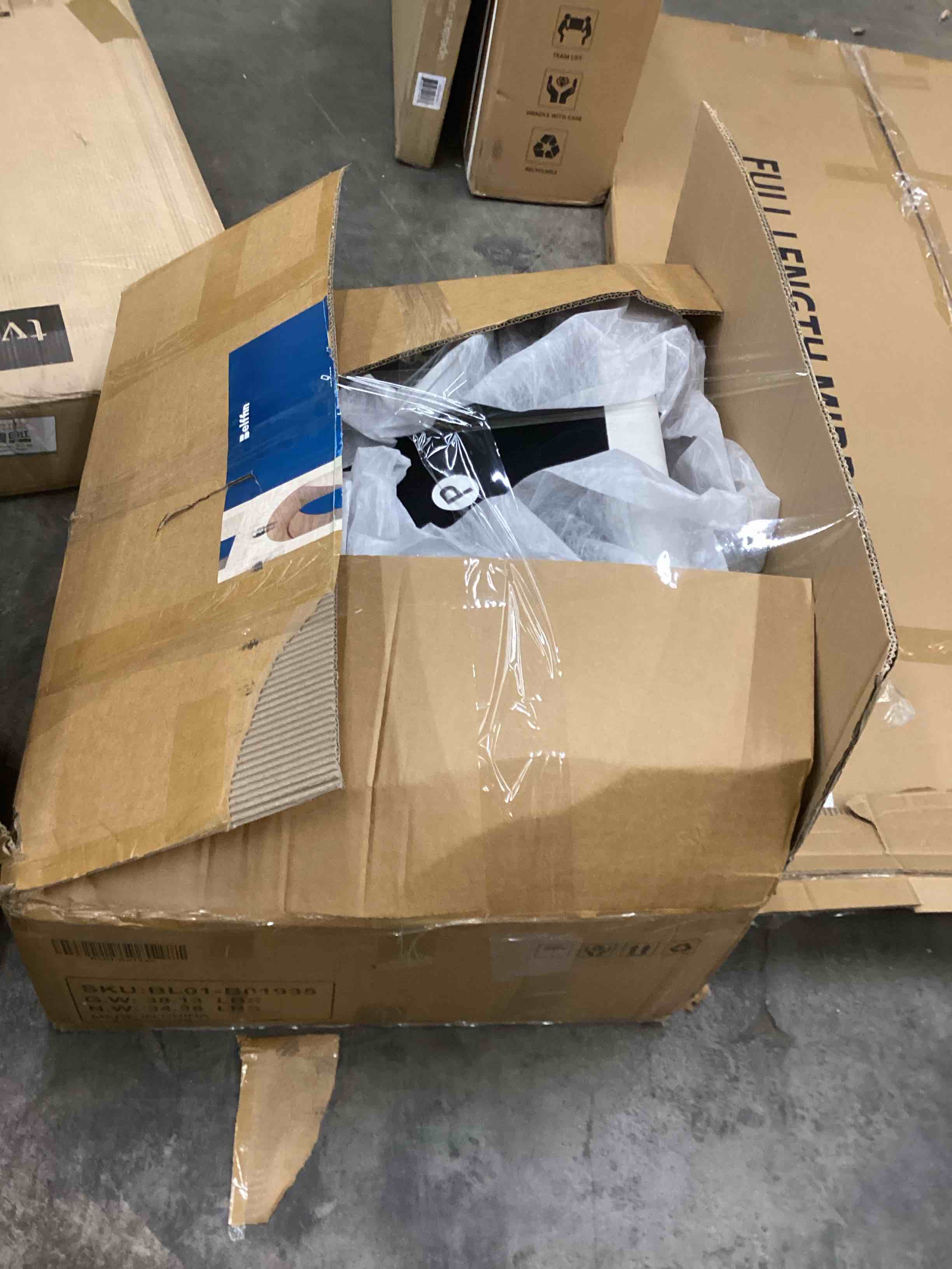 https://s3.amazonaws.com/lotting-images-prod/bidfta/BRN4117165_1777903199319.jpeg