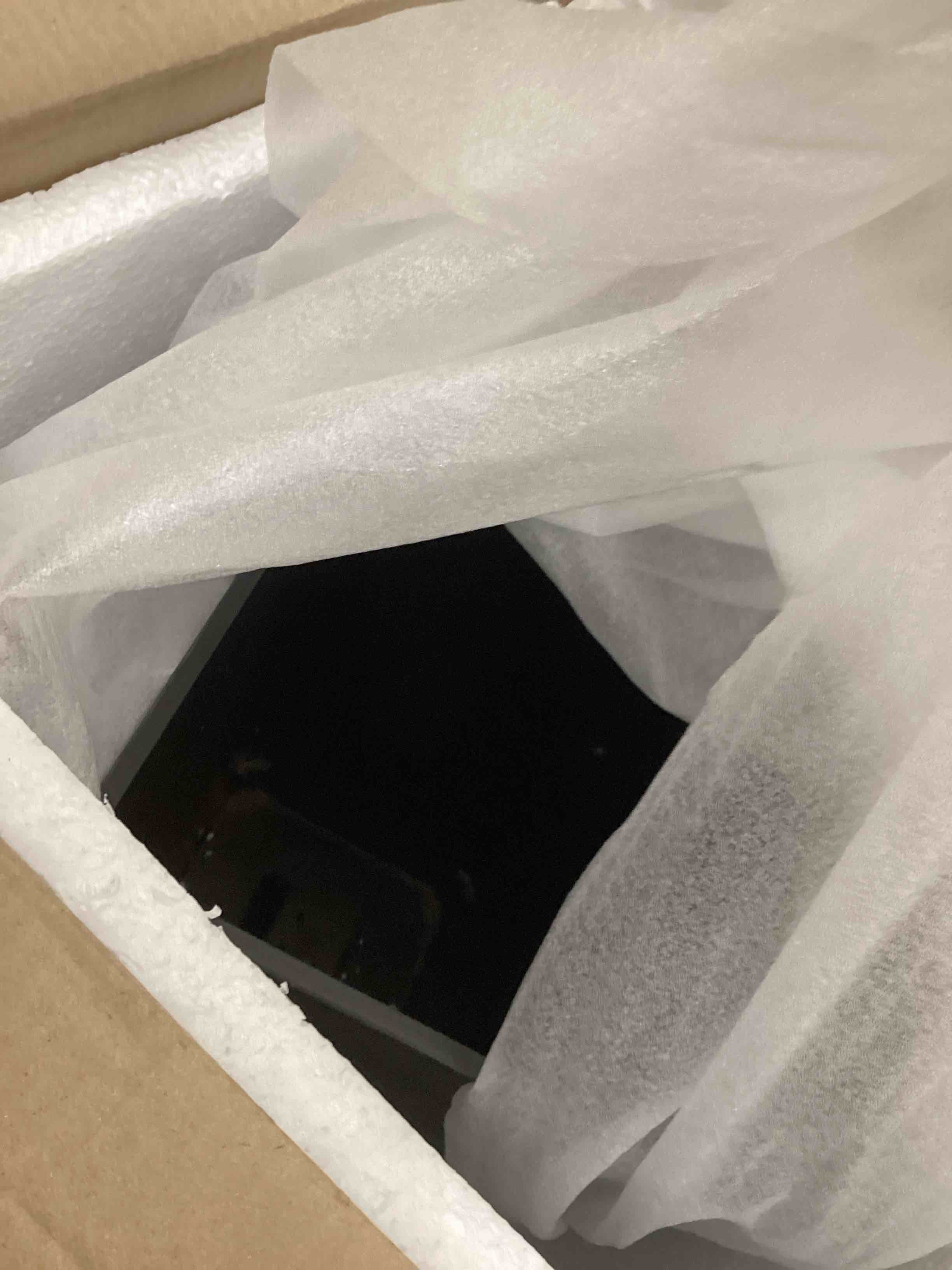 https://s3.amazonaws.com/lotting-images-prod/bidfta/BRN4117205_1777996971933.jpeg