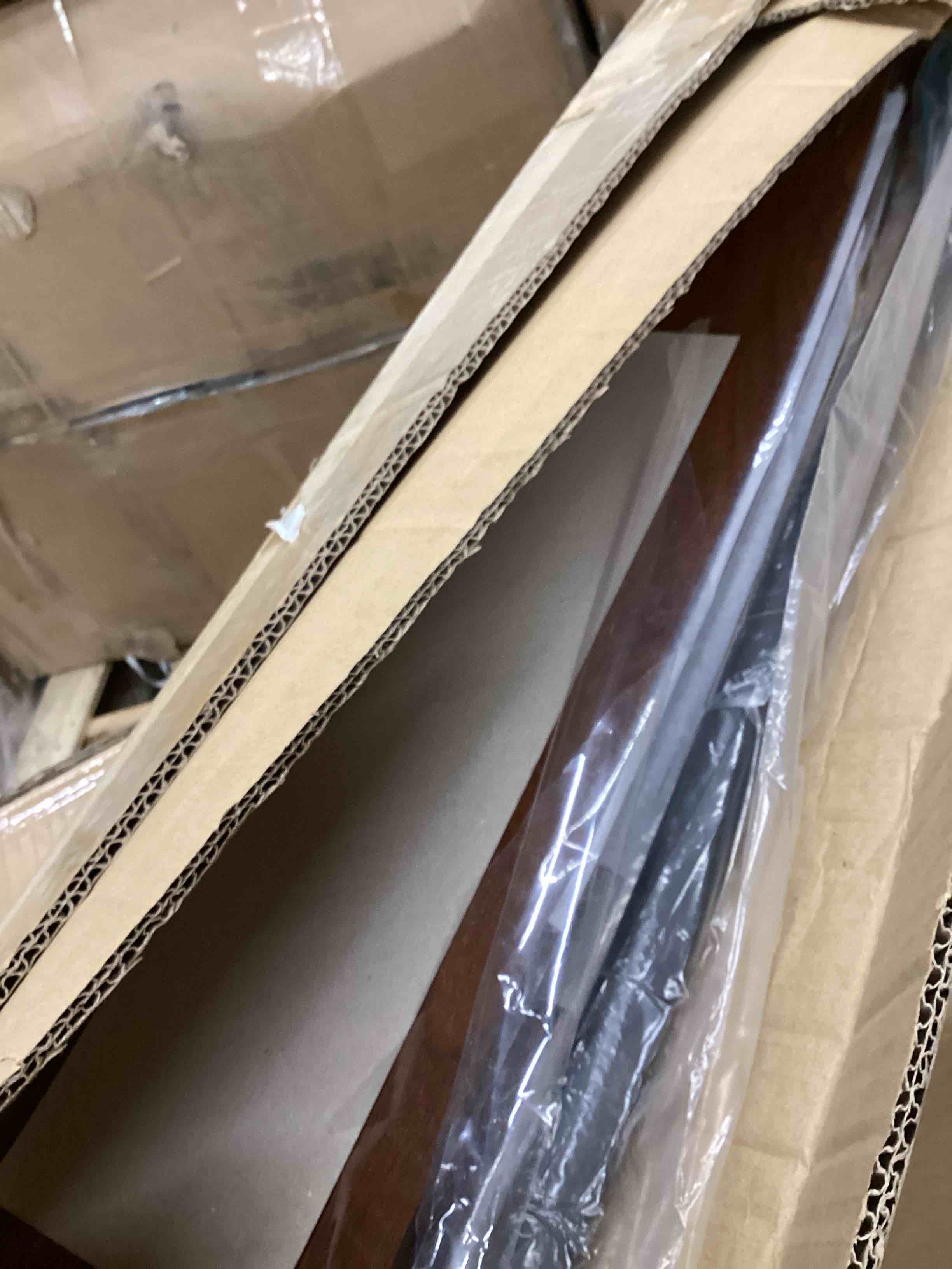 https://s3.amazonaws.com/lotting-images-prod/bidfta/BRN4117250_1778077183040.jpeg