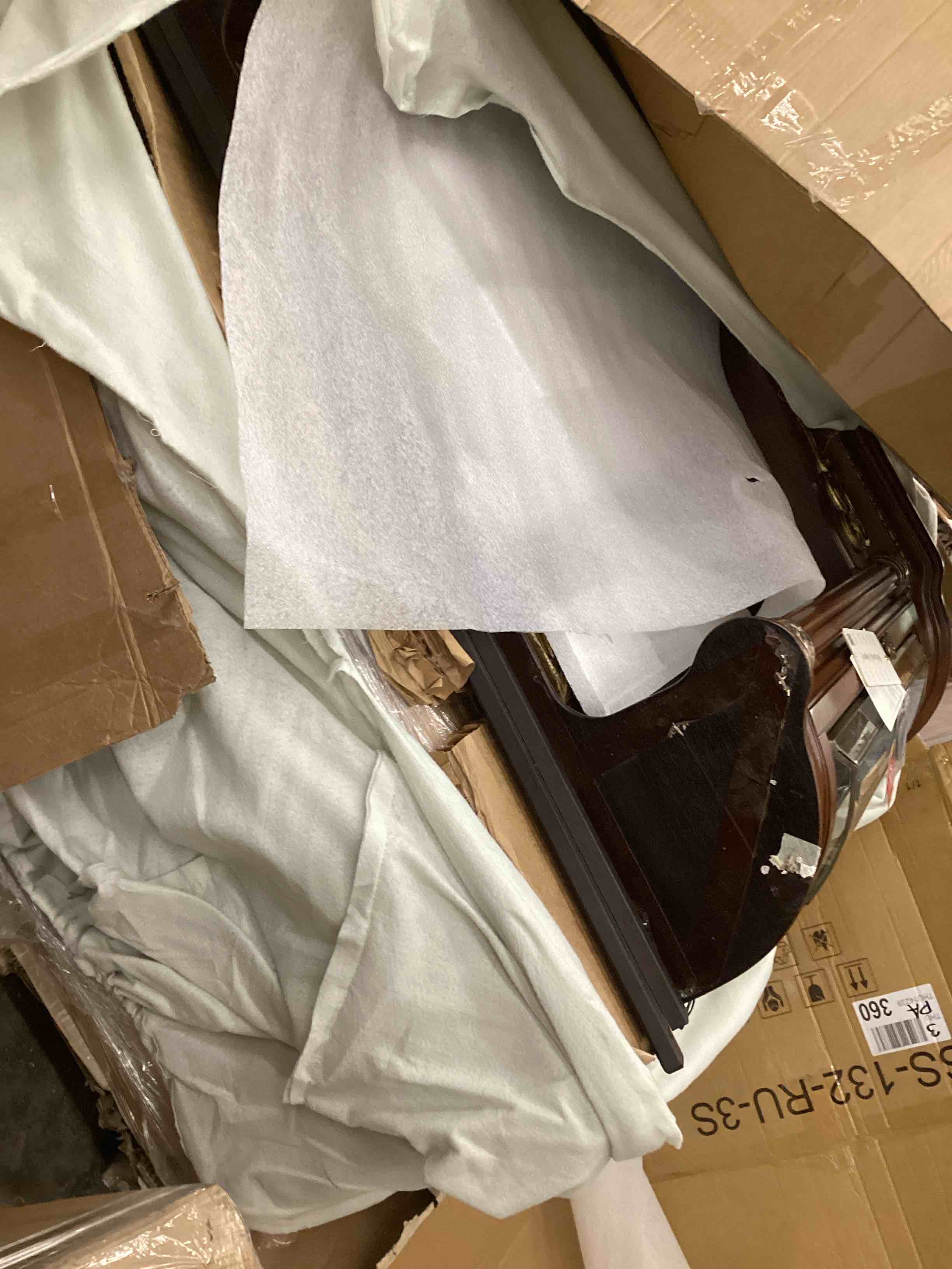 https://s3.amazonaws.com/lotting-images-prod/bidfta/BRN4117692_1778785121297.jpeg