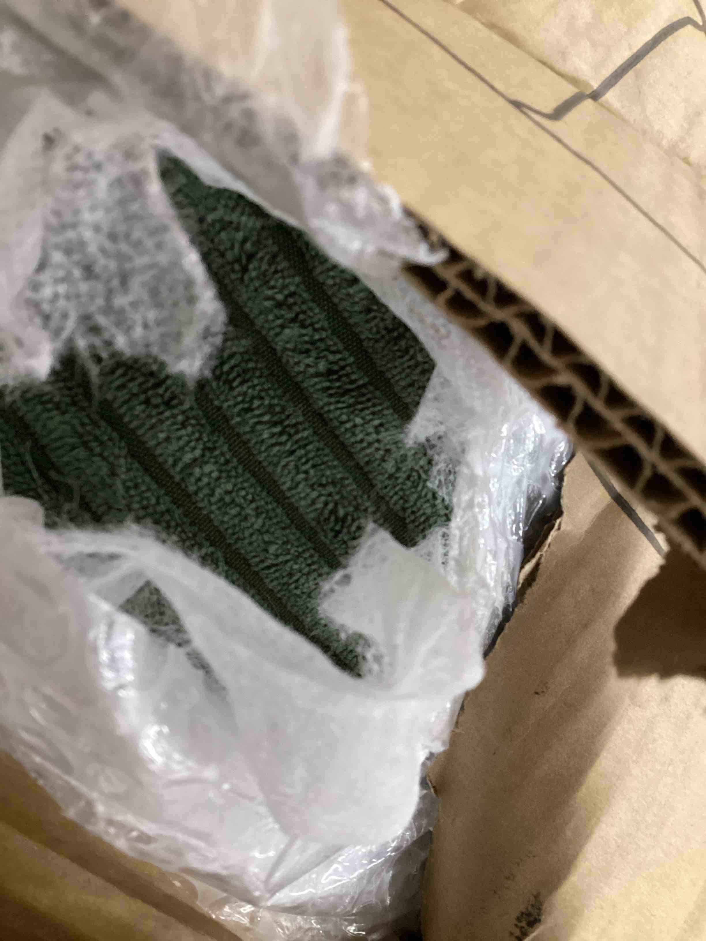 https://s3.amazonaws.com/lotting-images-prod/bidfta/BRN4117704_1778793778853.jpeg