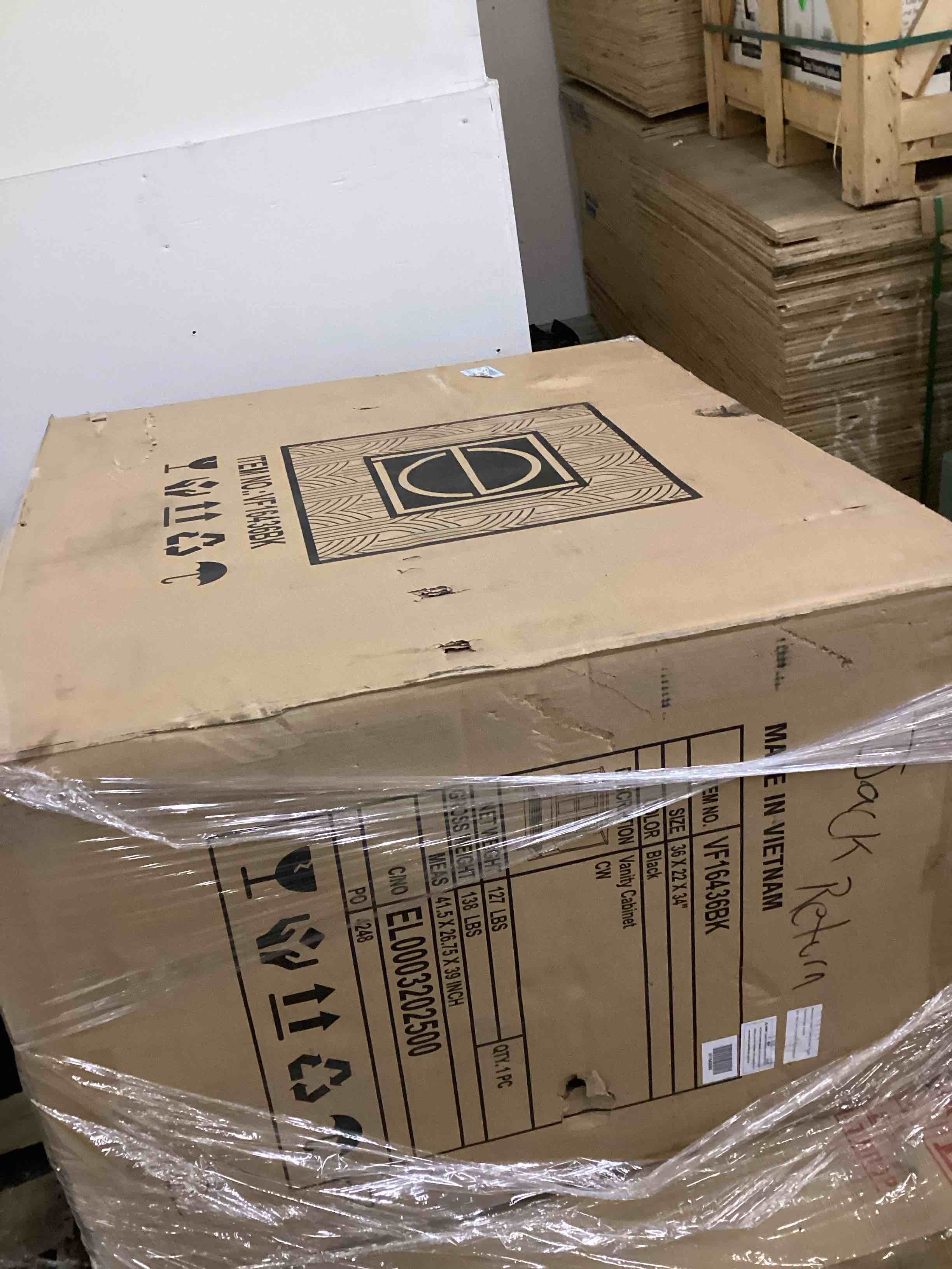 https://s3.amazonaws.com/lotting-images-prod/bidfta/BRN4117709_1778795919793.jpeg
