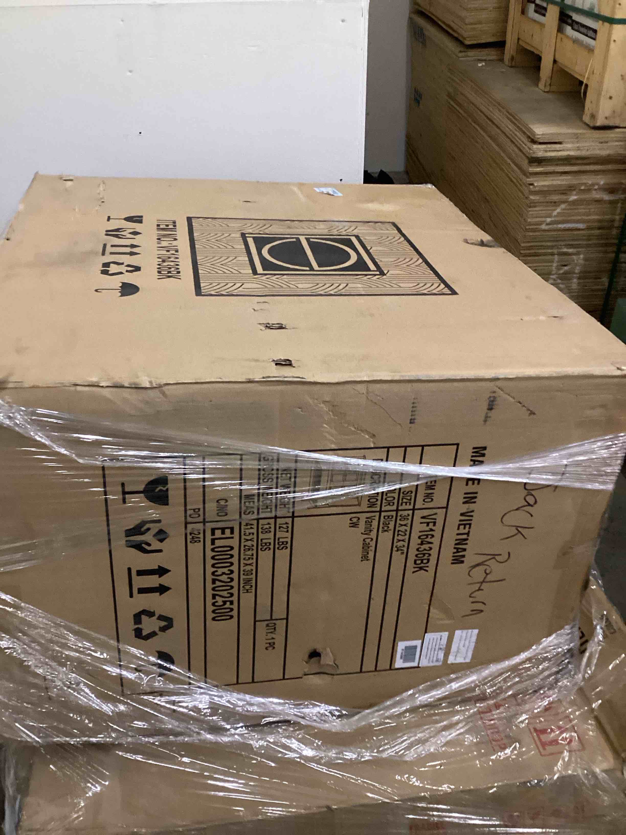 https://s3.amazonaws.com/lotting-images-prod/bidfta/BRN4117709_1778795920626.jpeg