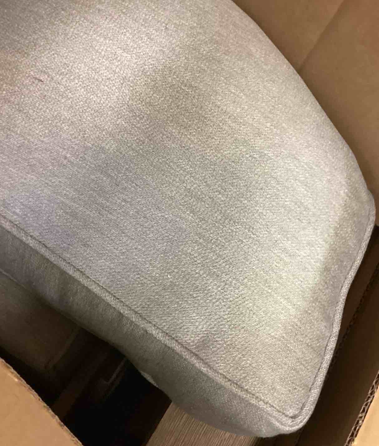 https://s3.amazonaws.com/lotting-images-prod/bidfta/BRN4118107_1779822879719.jpeg