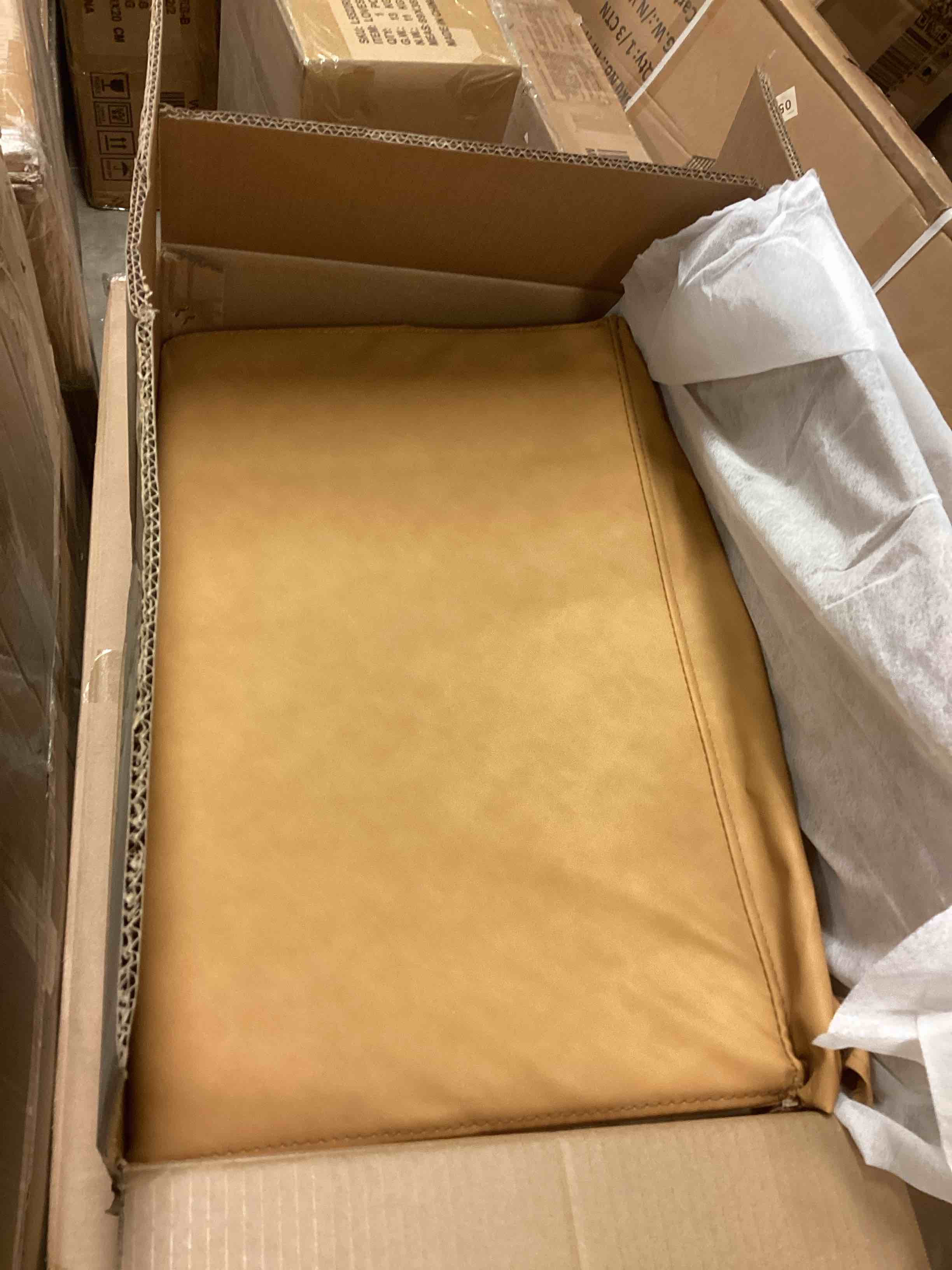 https://s3.amazonaws.com/lotting-images-prod/bidfta/BRN4118270_1779910970356.jpeg