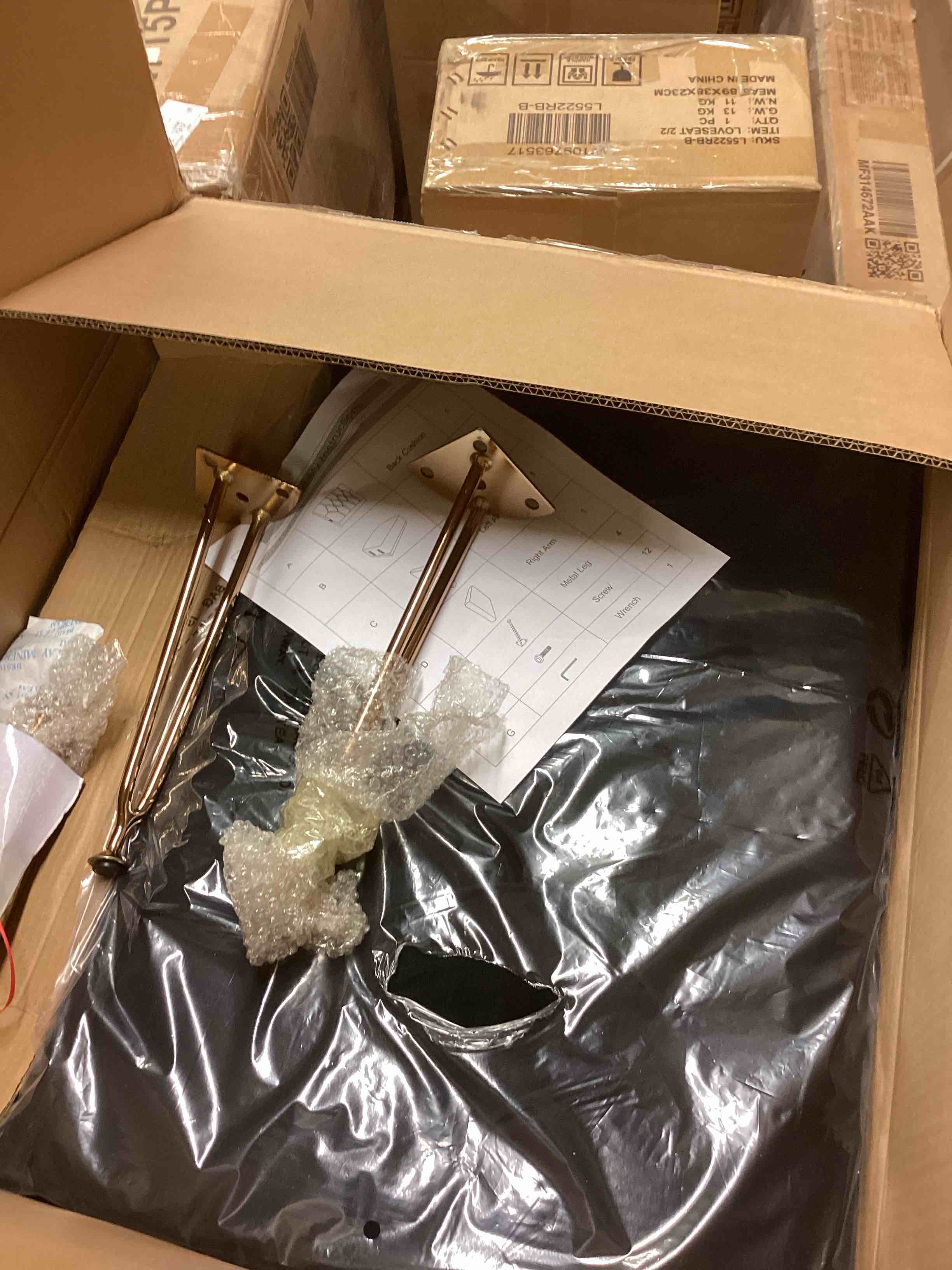 https://s3.amazonaws.com/lotting-images-prod/bidfta/BRN4118272_1779910277605.jpeg
