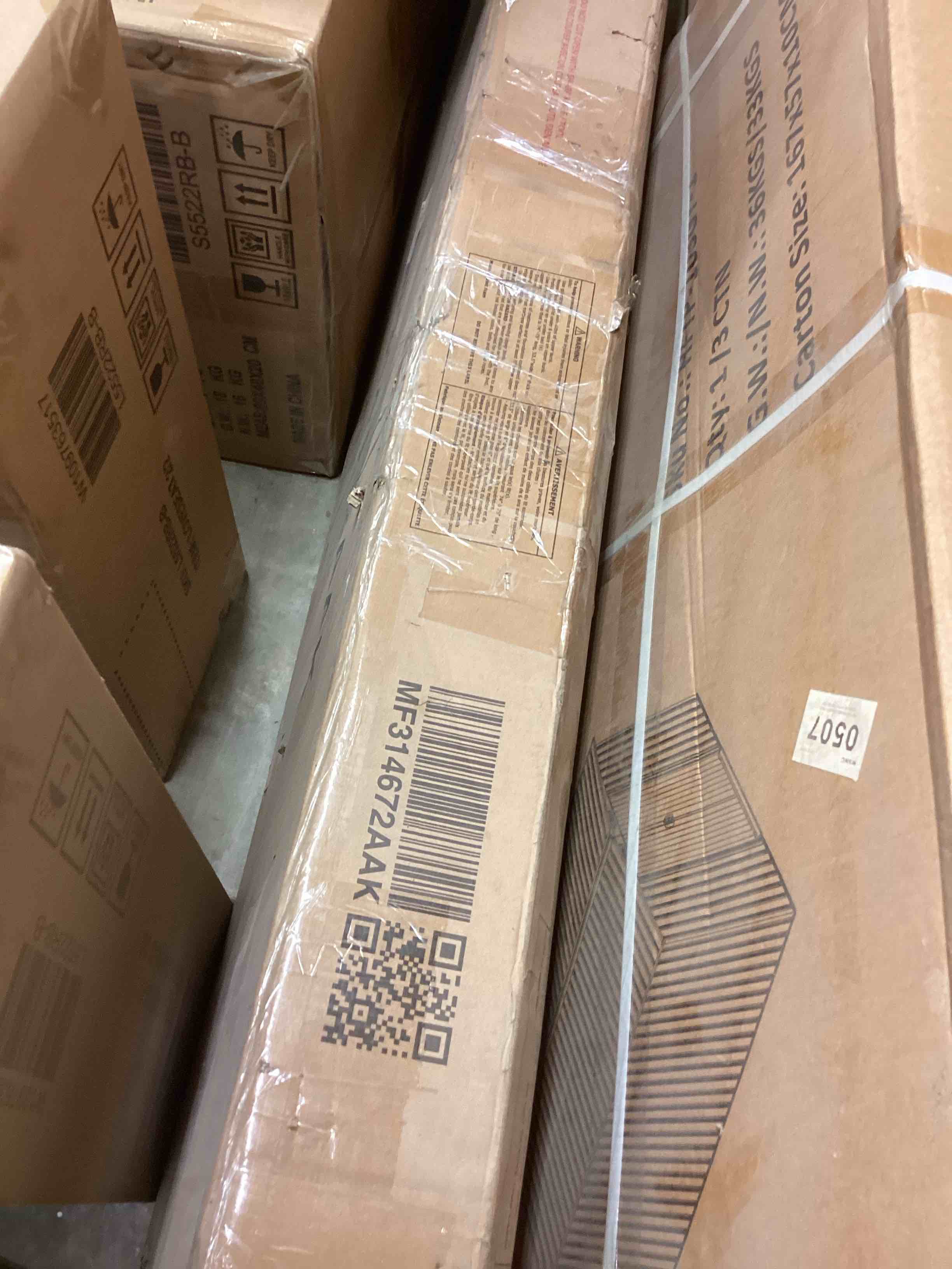 https://s3.amazonaws.com/lotting-images-prod/bidfta/BRN4118286_1779909328804.jpeg