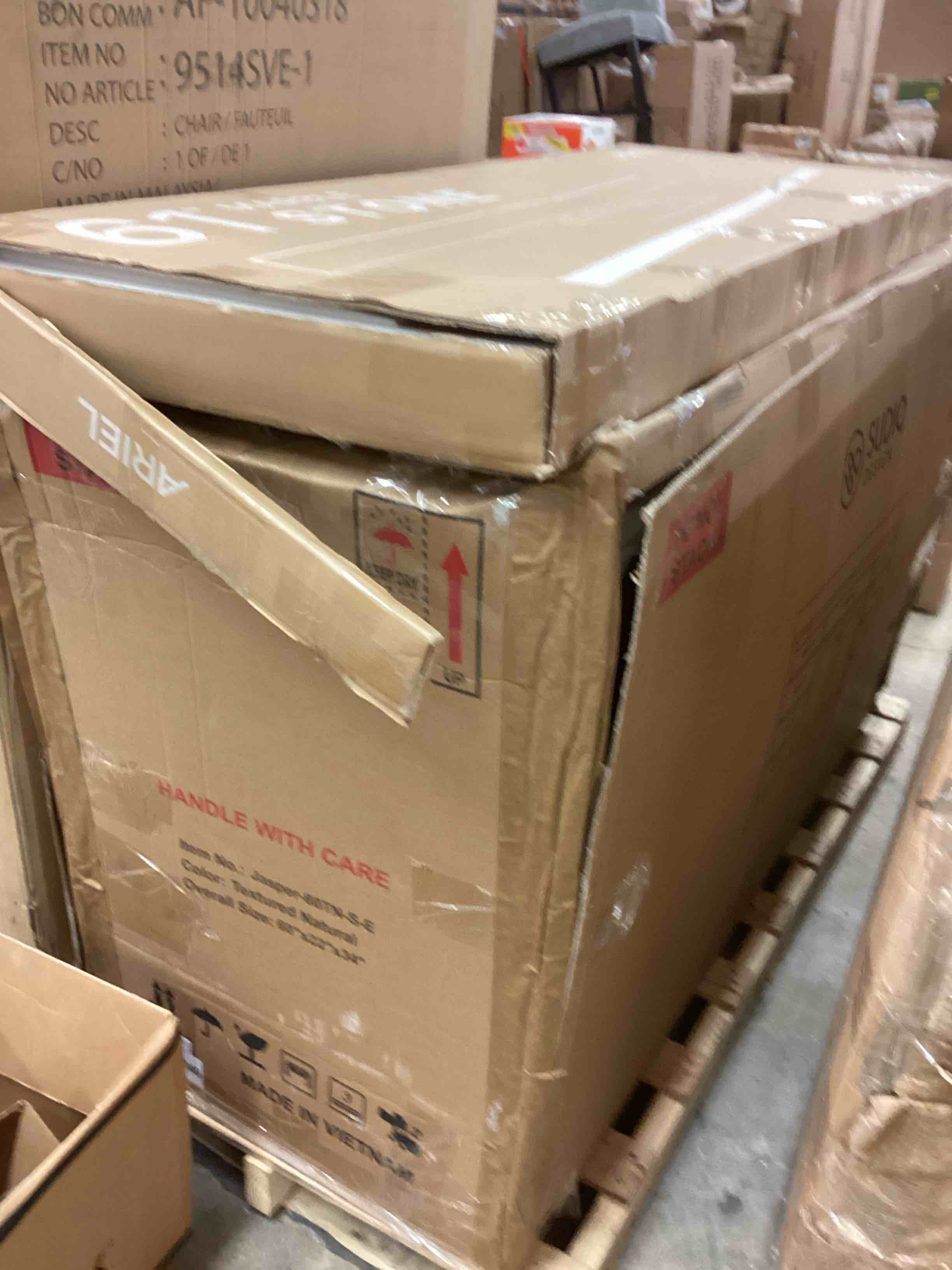 https://s3.amazonaws.com/lotting-images-prod/bidfta/BRN4118674_1780928956190.jpeg