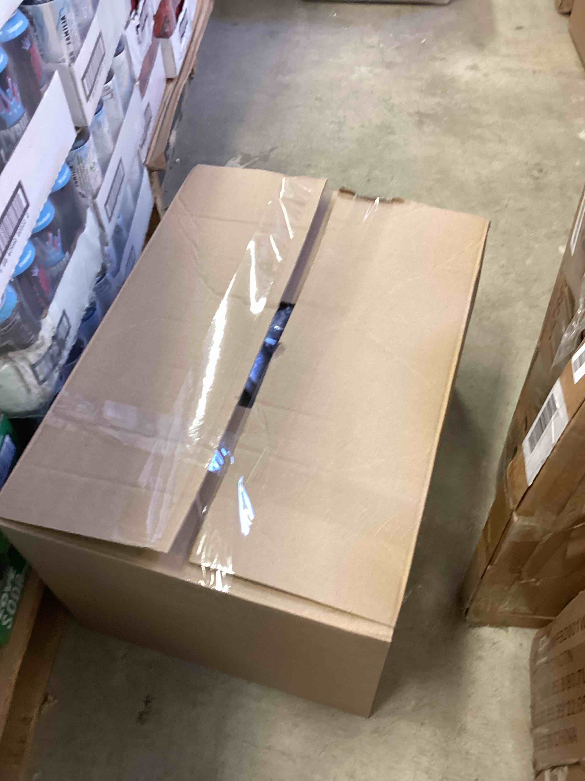 Condition photo showing Good Condition for assorted office supplies 