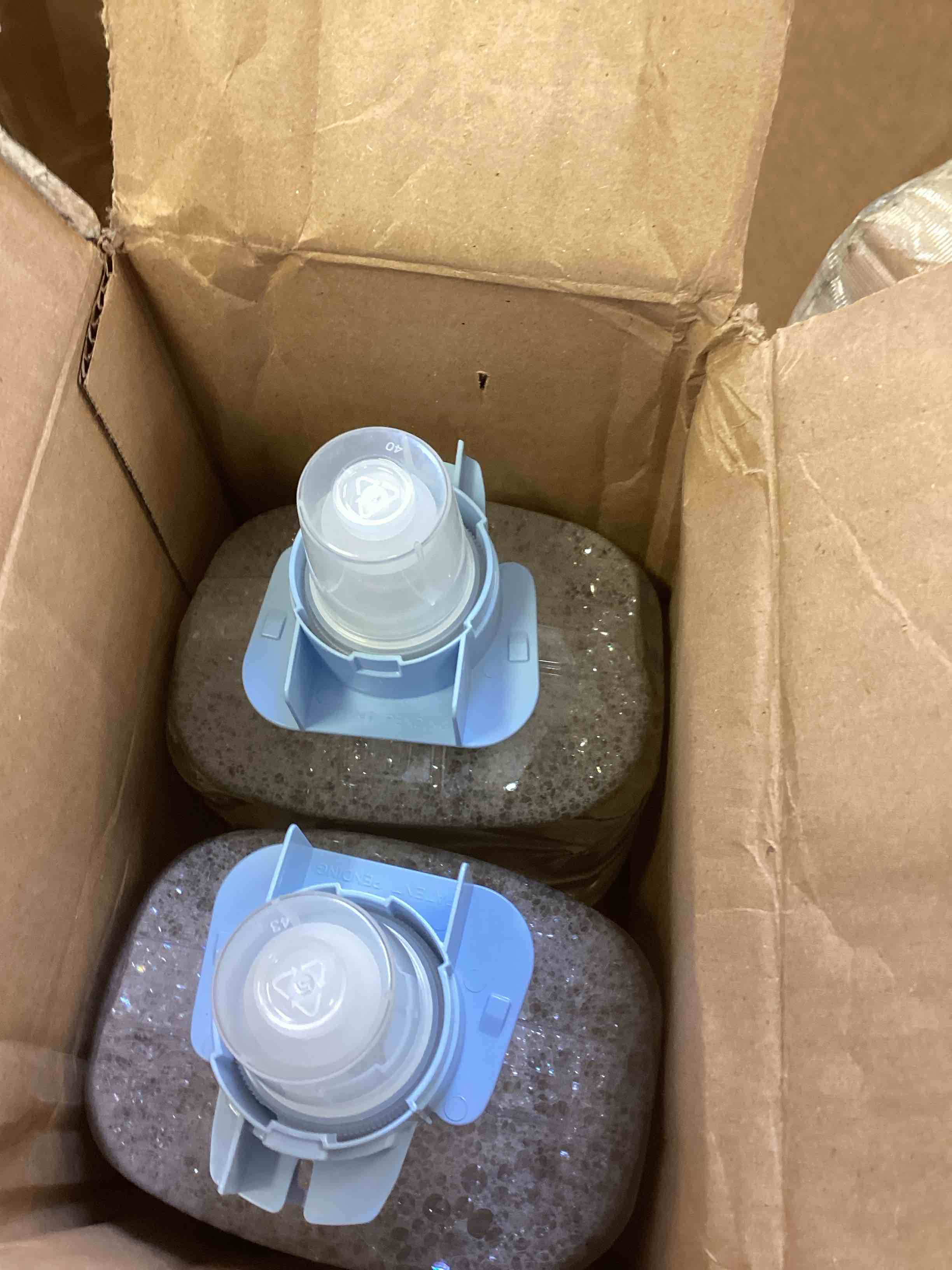 Condition photo showing New/Like New for purell healthy soap mild foam, fragrance free, 2000 ml foam hand soap refill for purell fmx-20 manual soap dispenser (pack of 2) – 5213-02 - manufactured by gojo, inc.