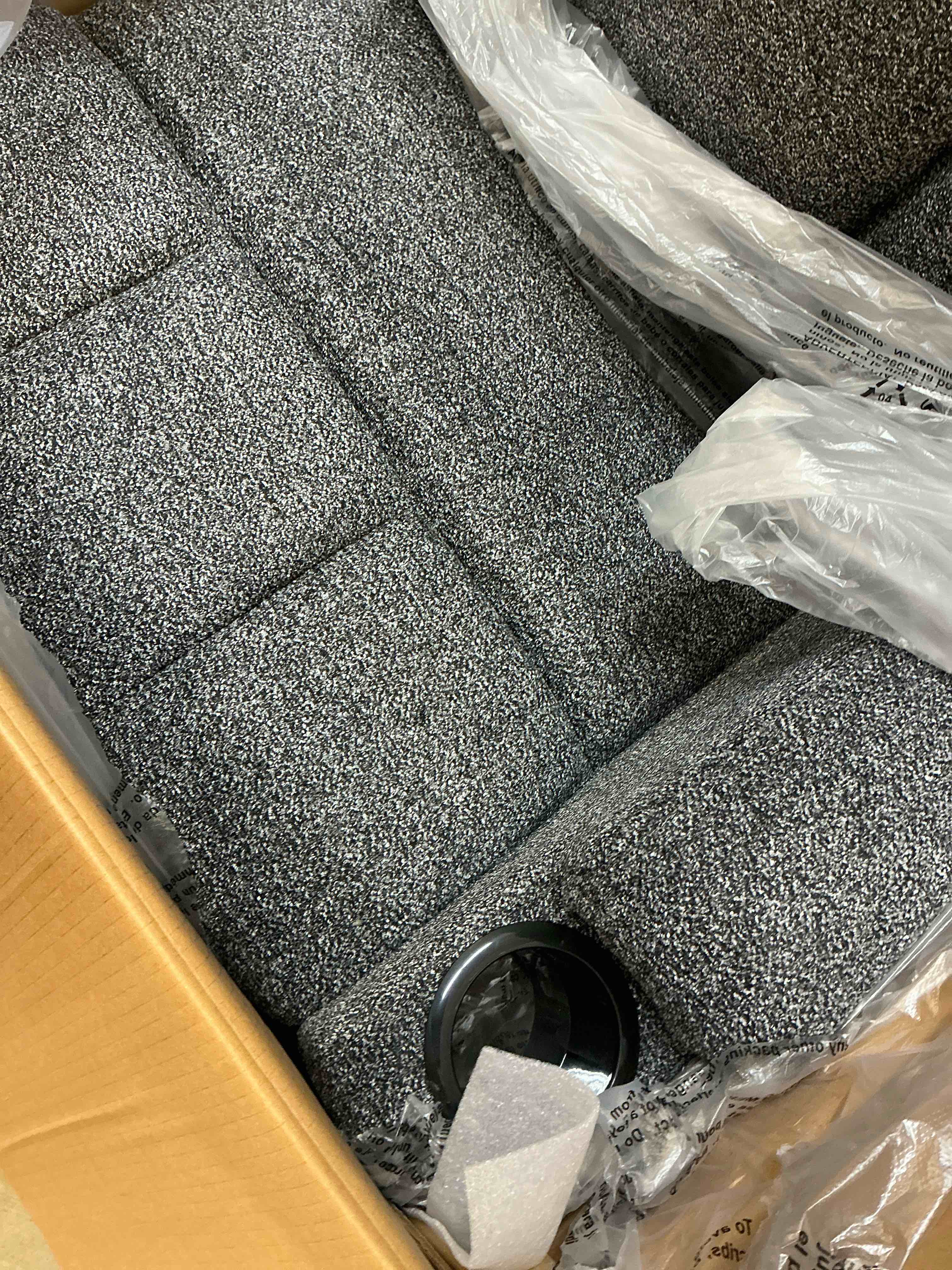 https://s3.amazonaws.com/lotting-images-prod/bidfta/BRN4119069_1781552185580.jpeg