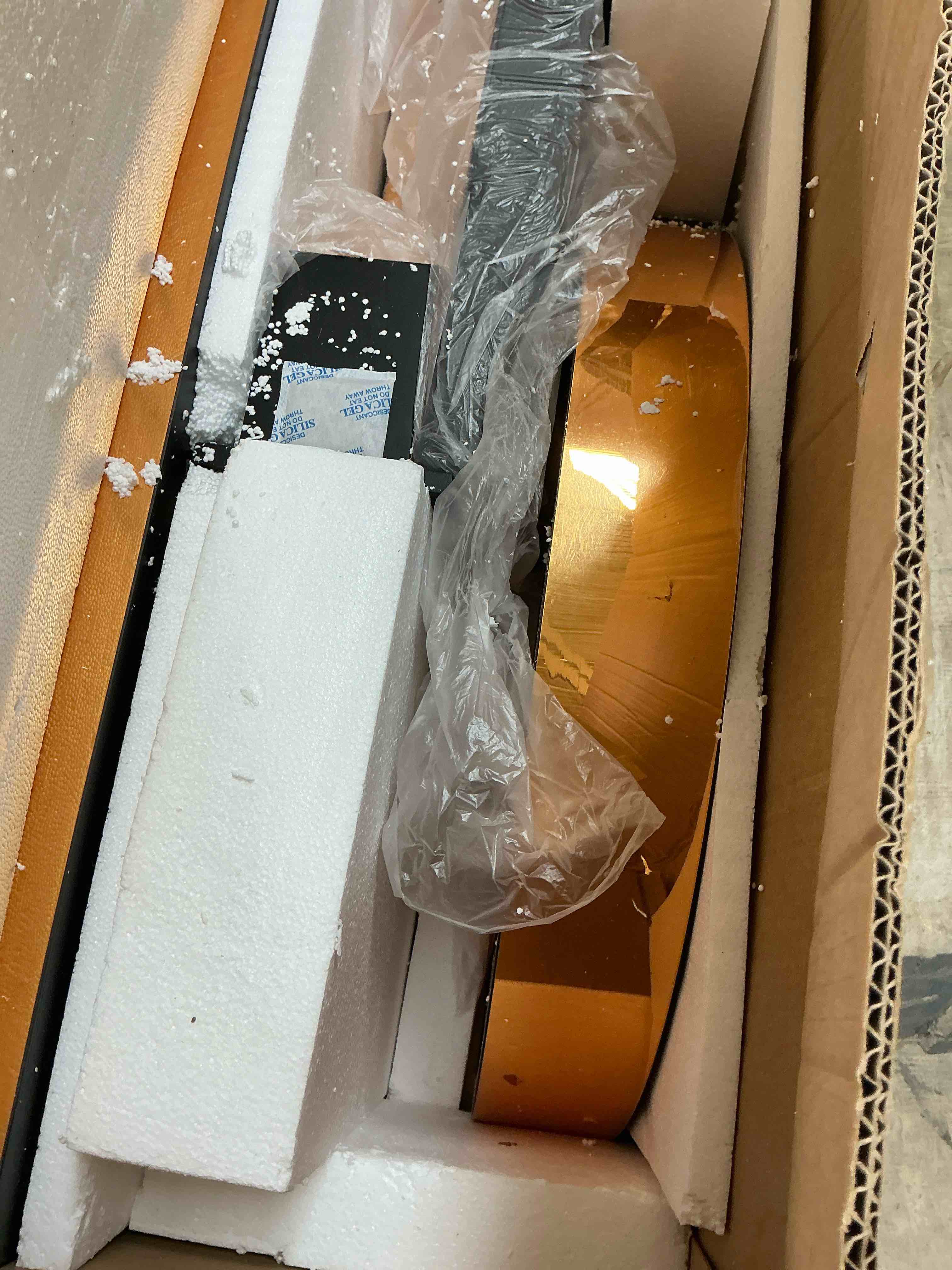 https://s3.amazonaws.com/lotting-images-prod/bidfta/BRN4119077_1781555629543.jpeg