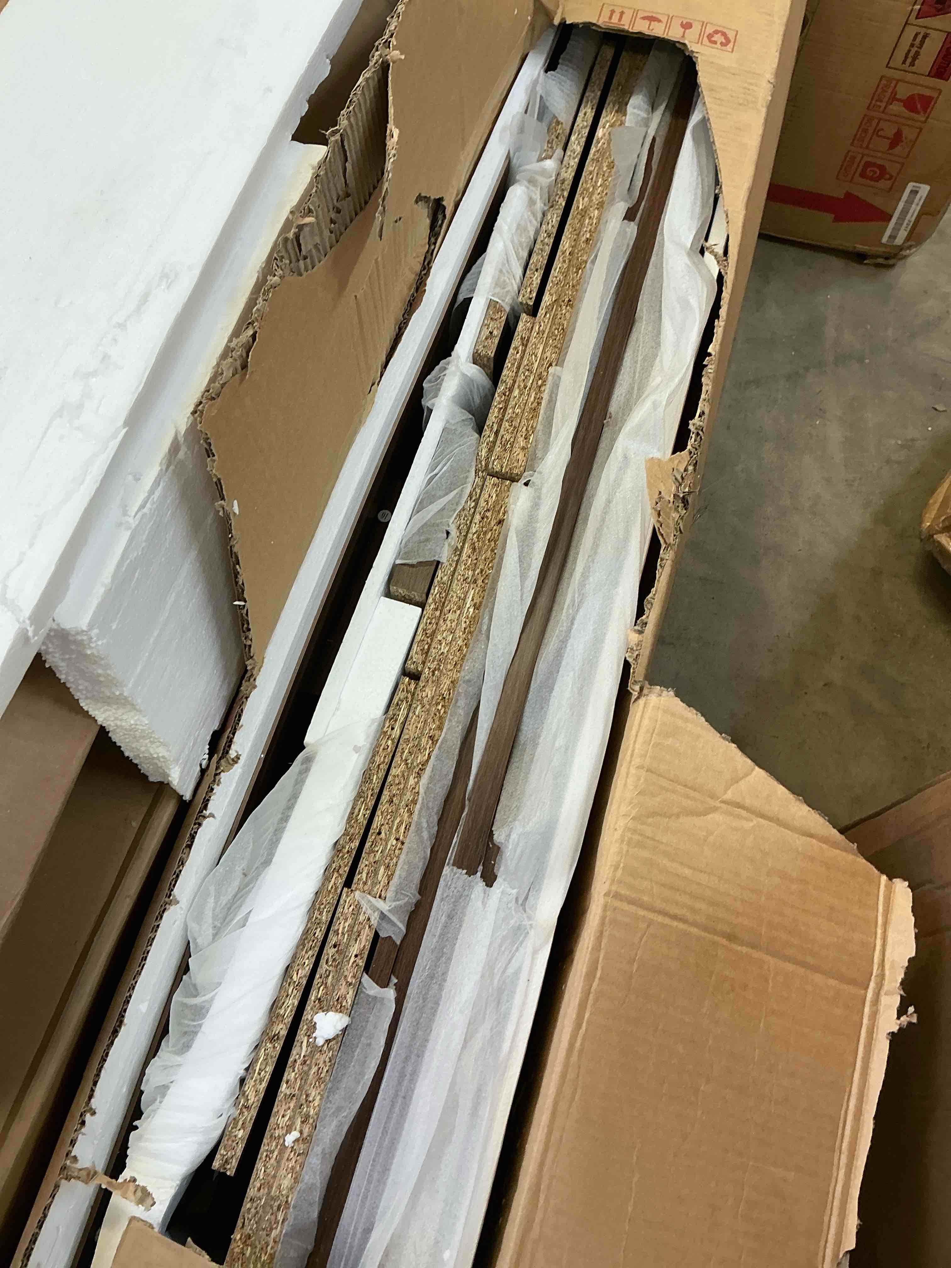https://s3.amazonaws.com/lotting-images-prod/bidfta/BRN4119079_1781556997988.jpeg