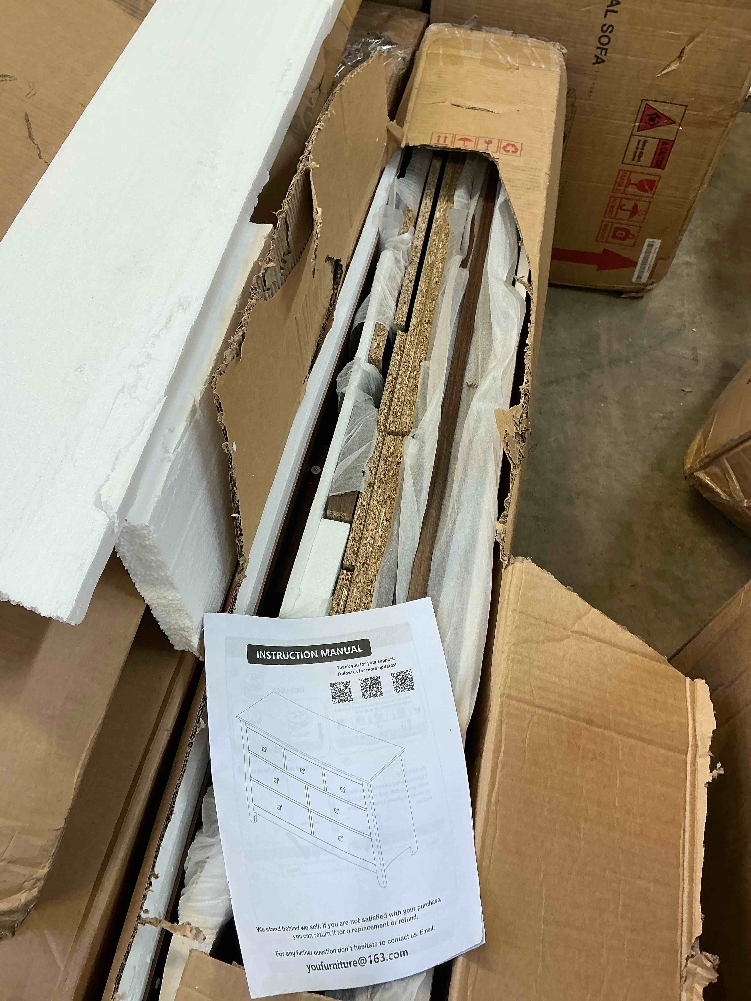 https://s3.amazonaws.com/lotting-images-prod/bidfta/BRN4119079_1781557000502.jpeg