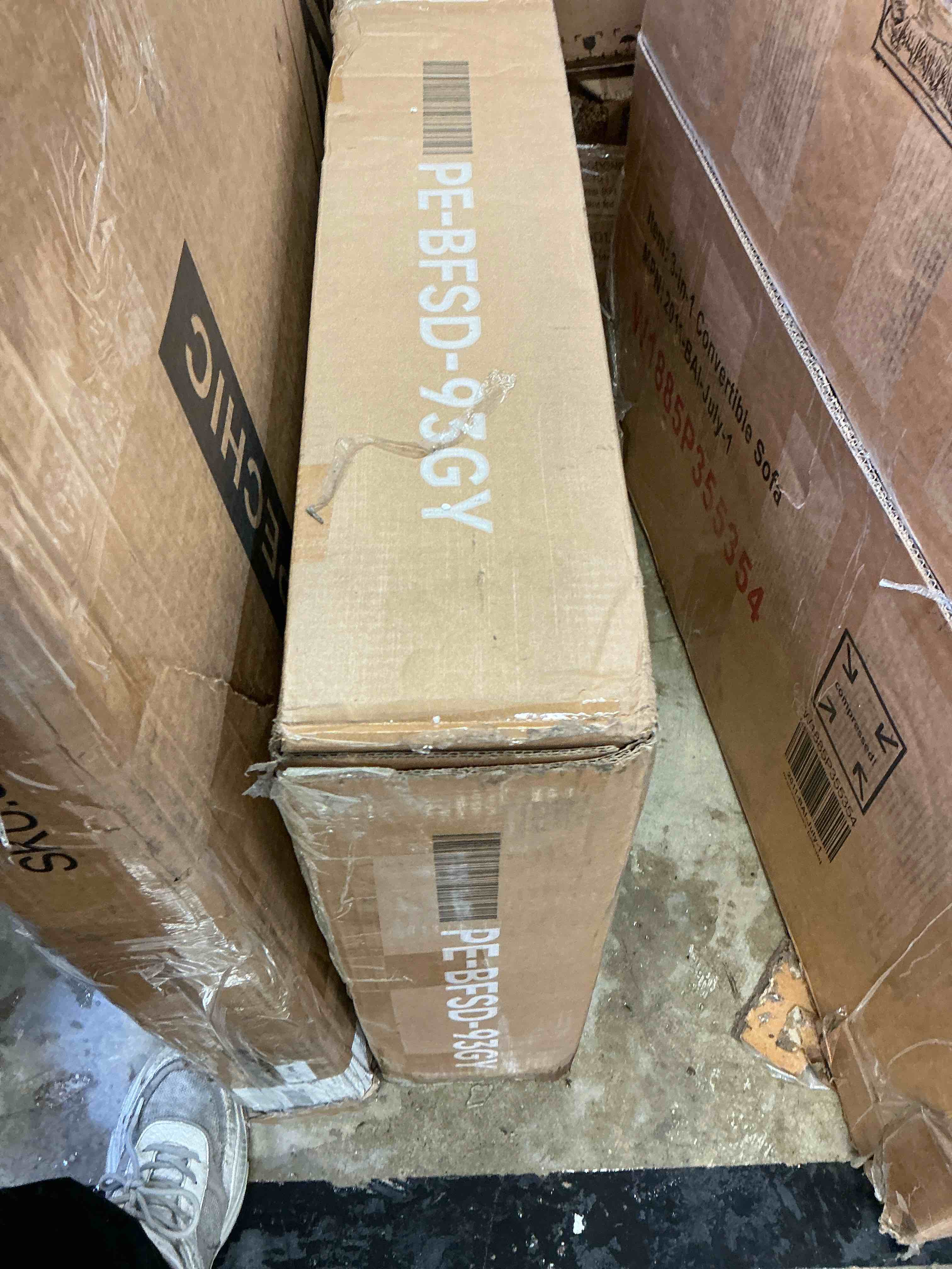 https://s3.amazonaws.com/lotting-images-prod/bidfta/BRN4119083_1781560625164.jpeg