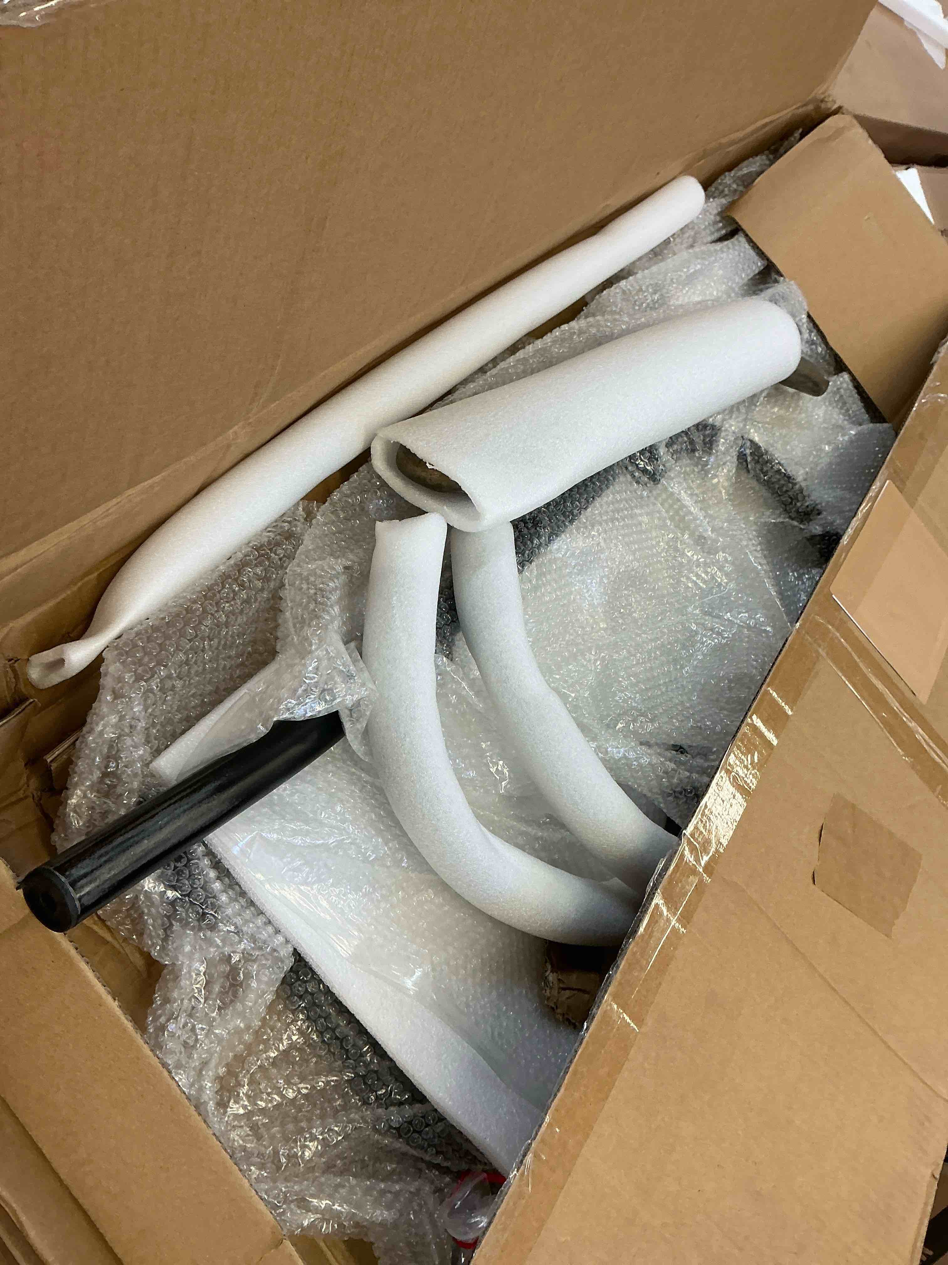 https://s3.amazonaws.com/lotting-images-prod/bidfta/BRN4119088_1781618475783.jpeg