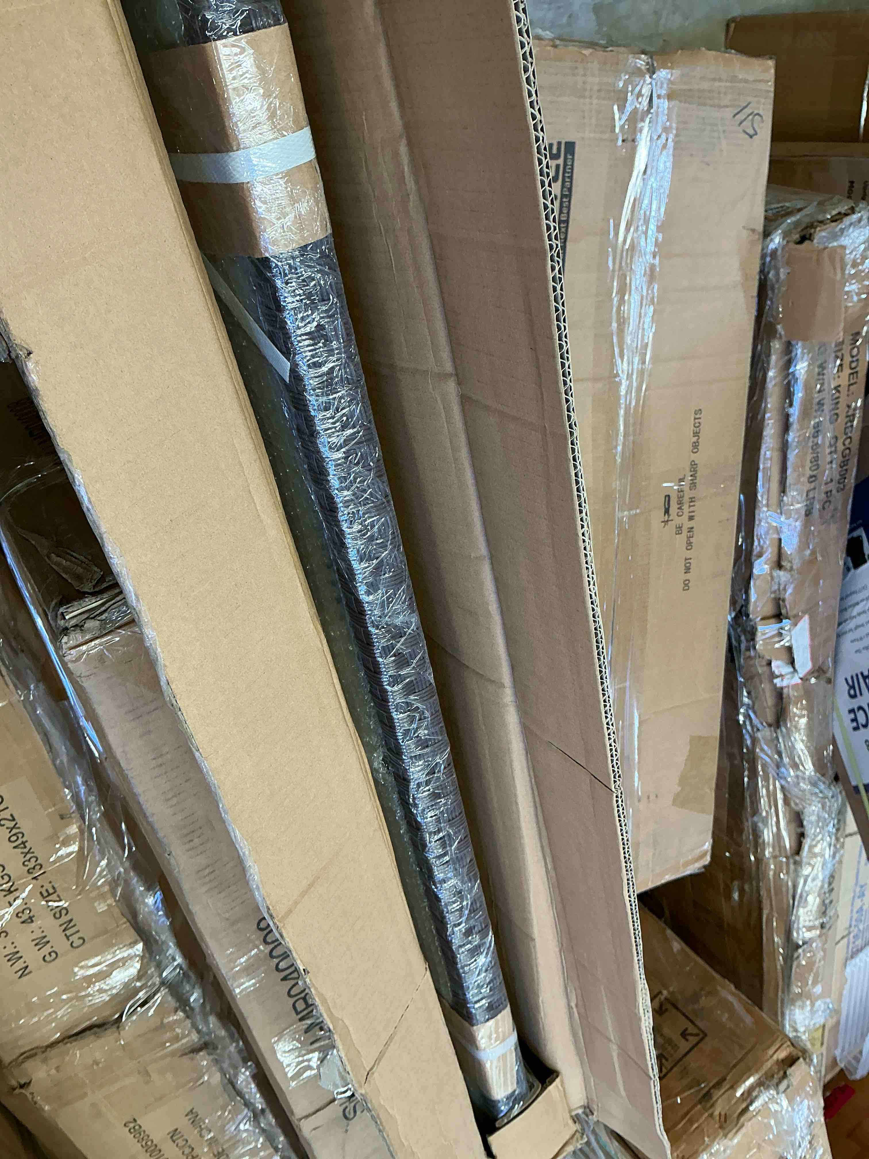 https://s3.amazonaws.com/lotting-images-prod/bidfta/BRN4119091_1781619740372.jpeg