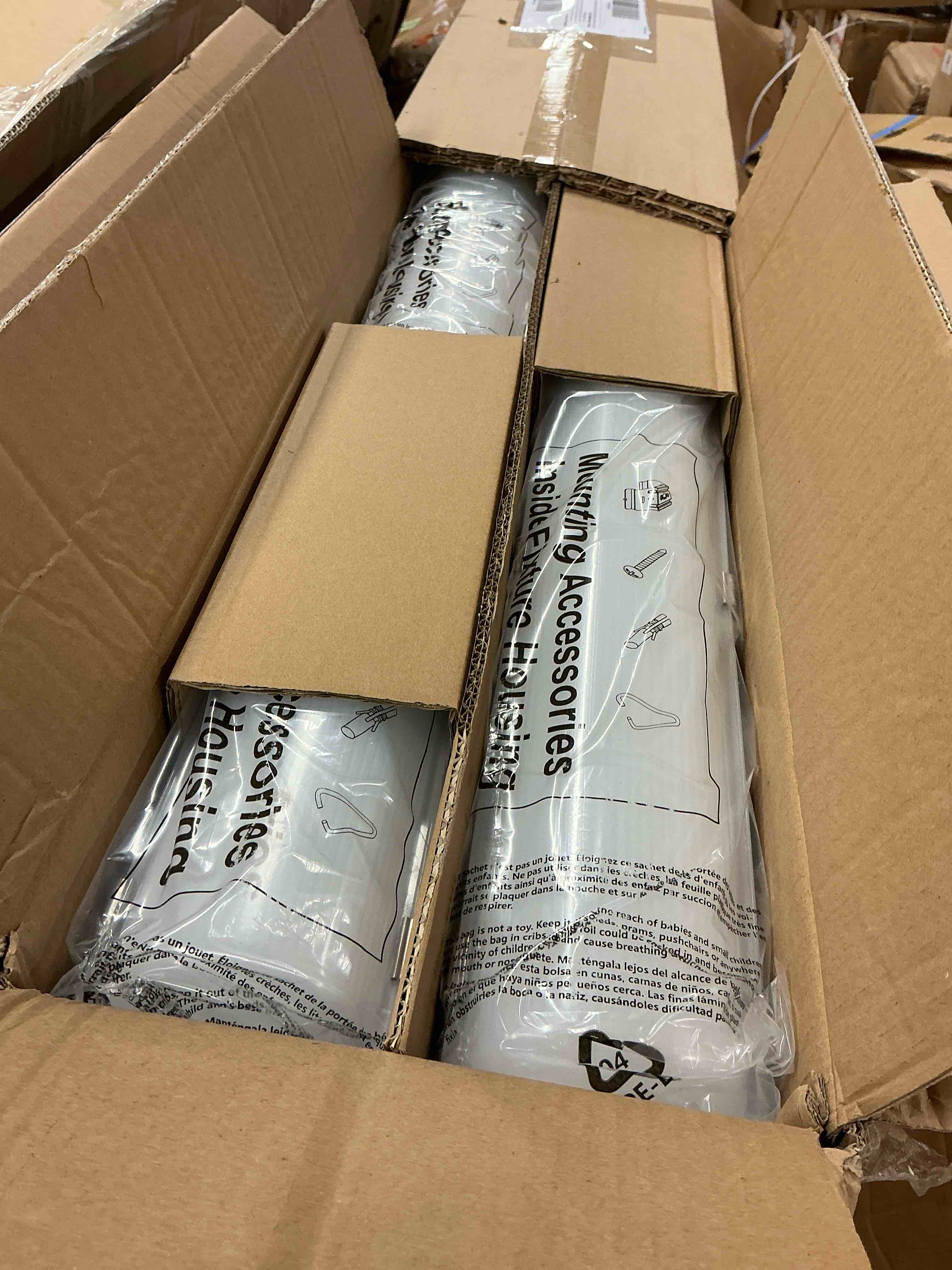 Condition photo showing New/Like New for dakason 8ft led vapor tight light 120-100-80w tunable, 15600lm led vapor proof lighting fixture ip66 100-277v, outdoor shop lights waterproof for walk-in cooler, car wash, warehouse , 4 pack