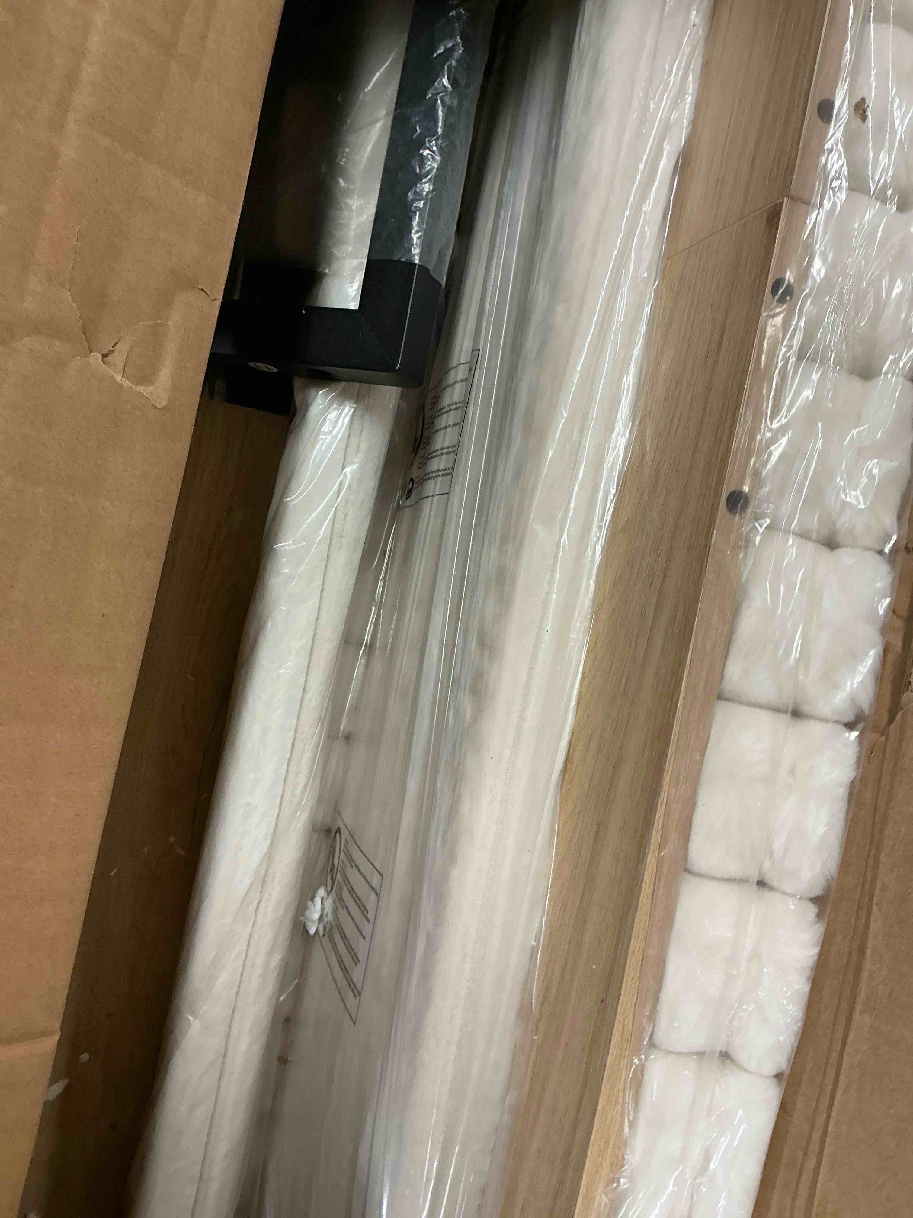 https://s3.amazonaws.com/lotting-images-prod/bidfta/BRN4119640_1782914935451.jpeg