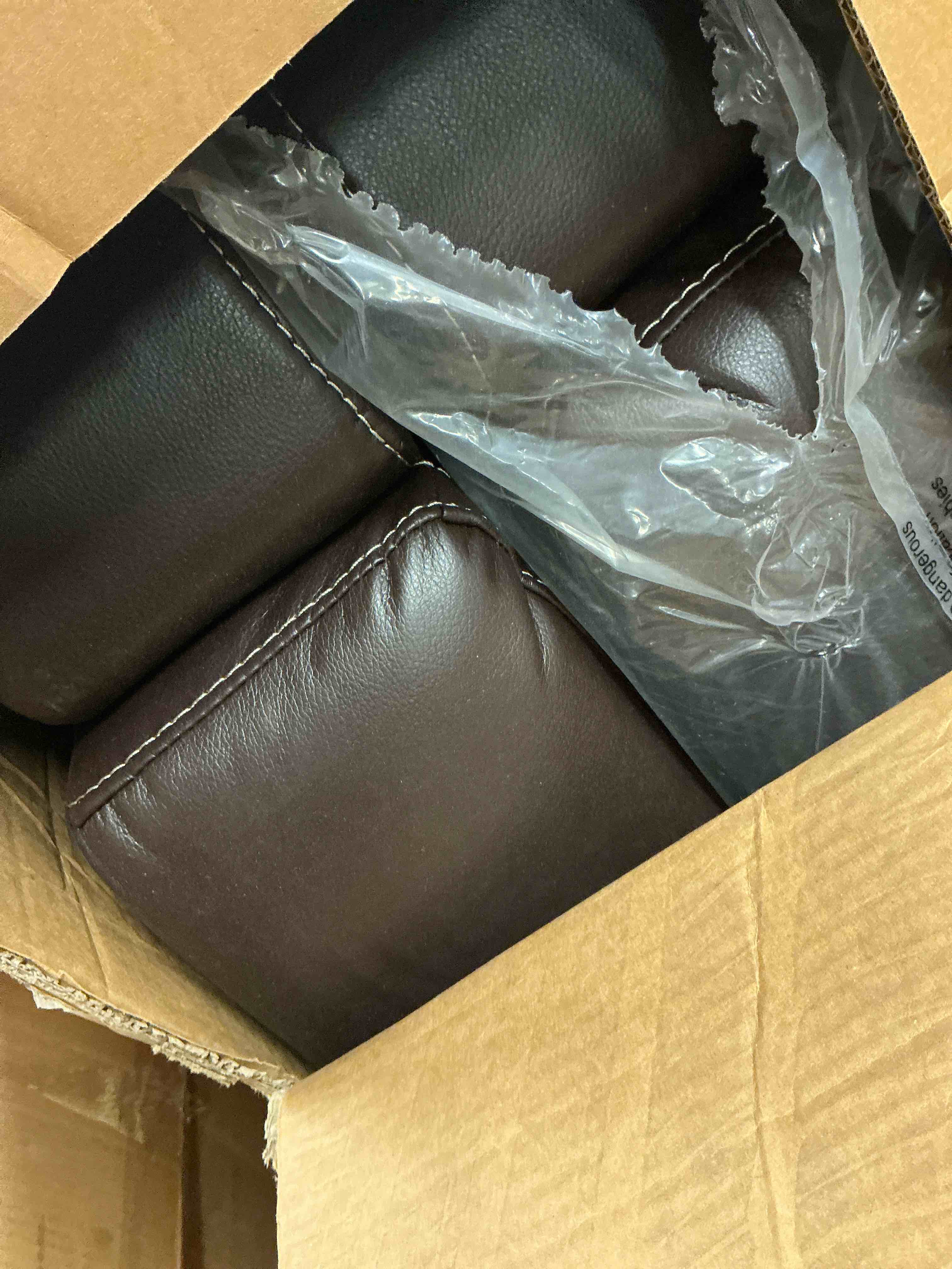 https://s3.amazonaws.com/lotting-images-prod/bidfta/BRN4119650_1782920237943.jpeg