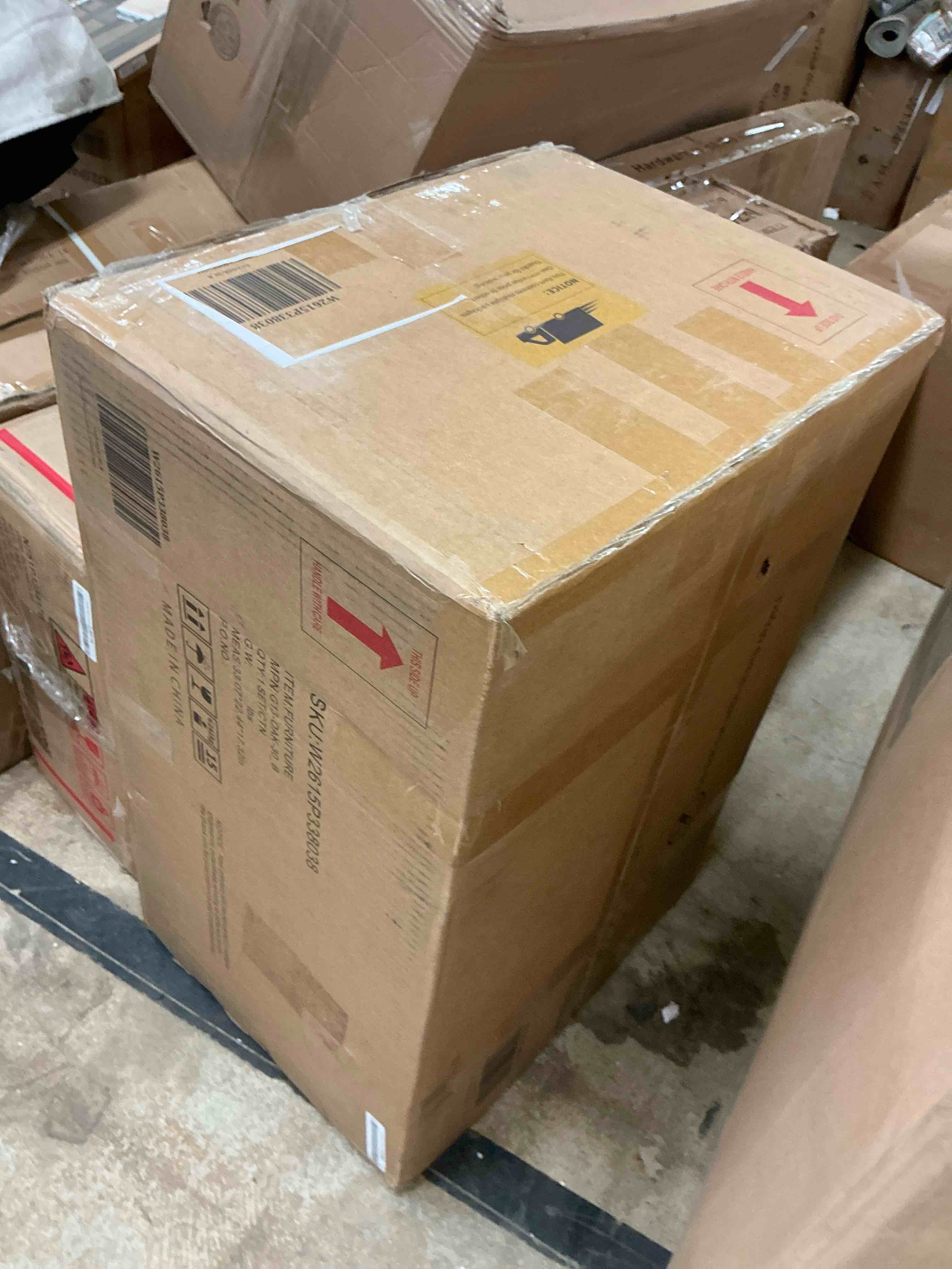 https://s3.amazonaws.com/lotting-images-prod/bidfta/BRN4119687_1782938501412.jpeg