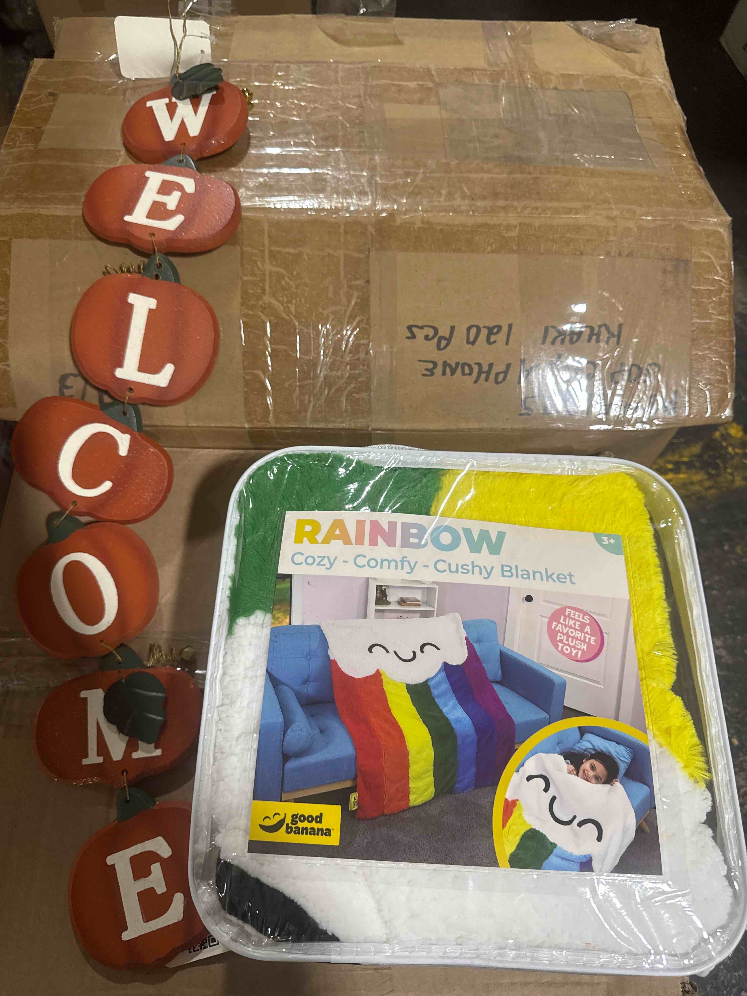 box lot of assorted home goods! 