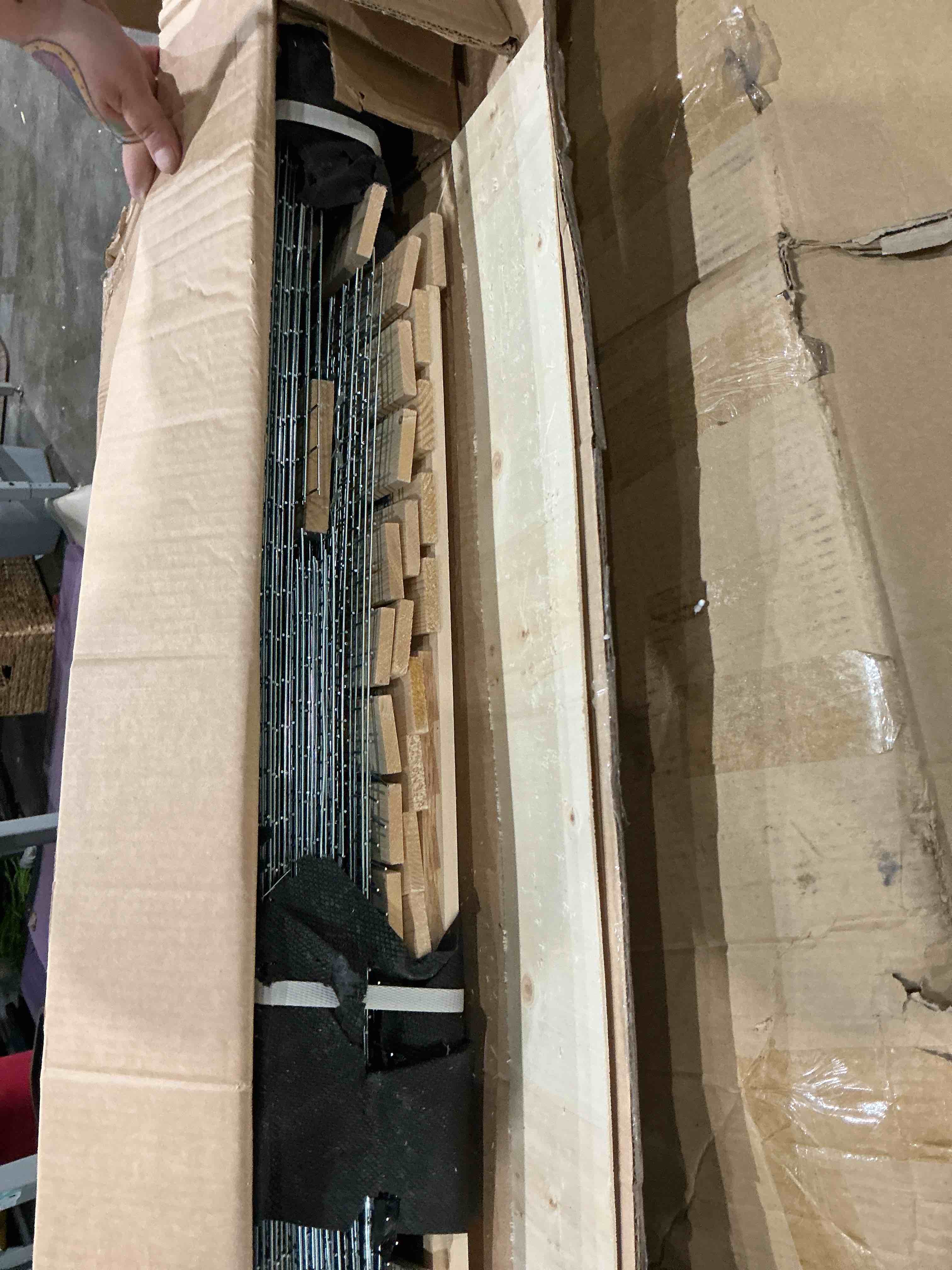Condition photo showing Good Condition for garvee large outdoor cat enclosure for multiple cats - weatherproof catio with uv cover, platform & side door 92.0\"l x 70.0\"w x 73.0\"h