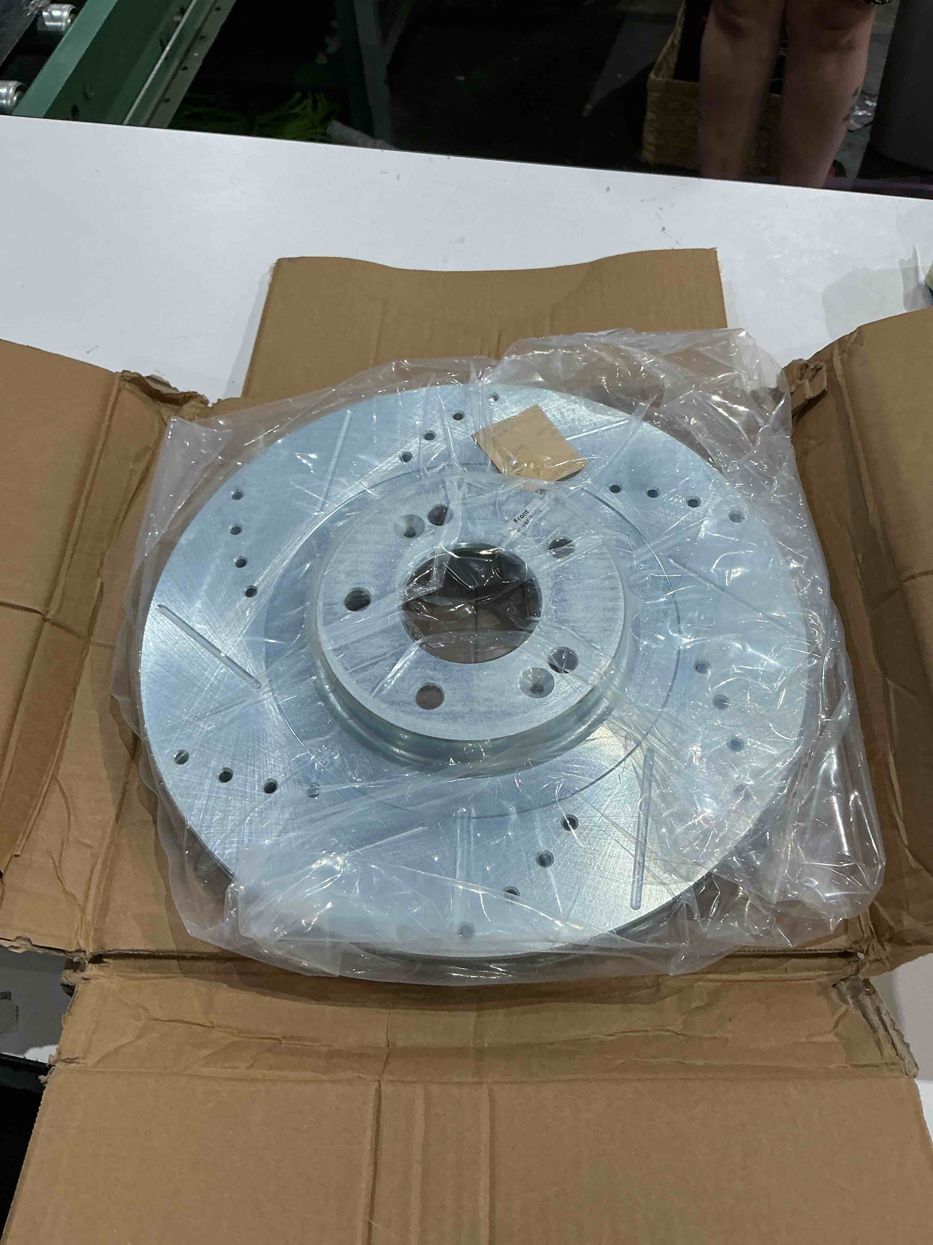 Condition photo showing Good Condition for power stop k2798 front & rear brake kit with drilled/slotted brake rotors and z23 evolution ceramic brake pads