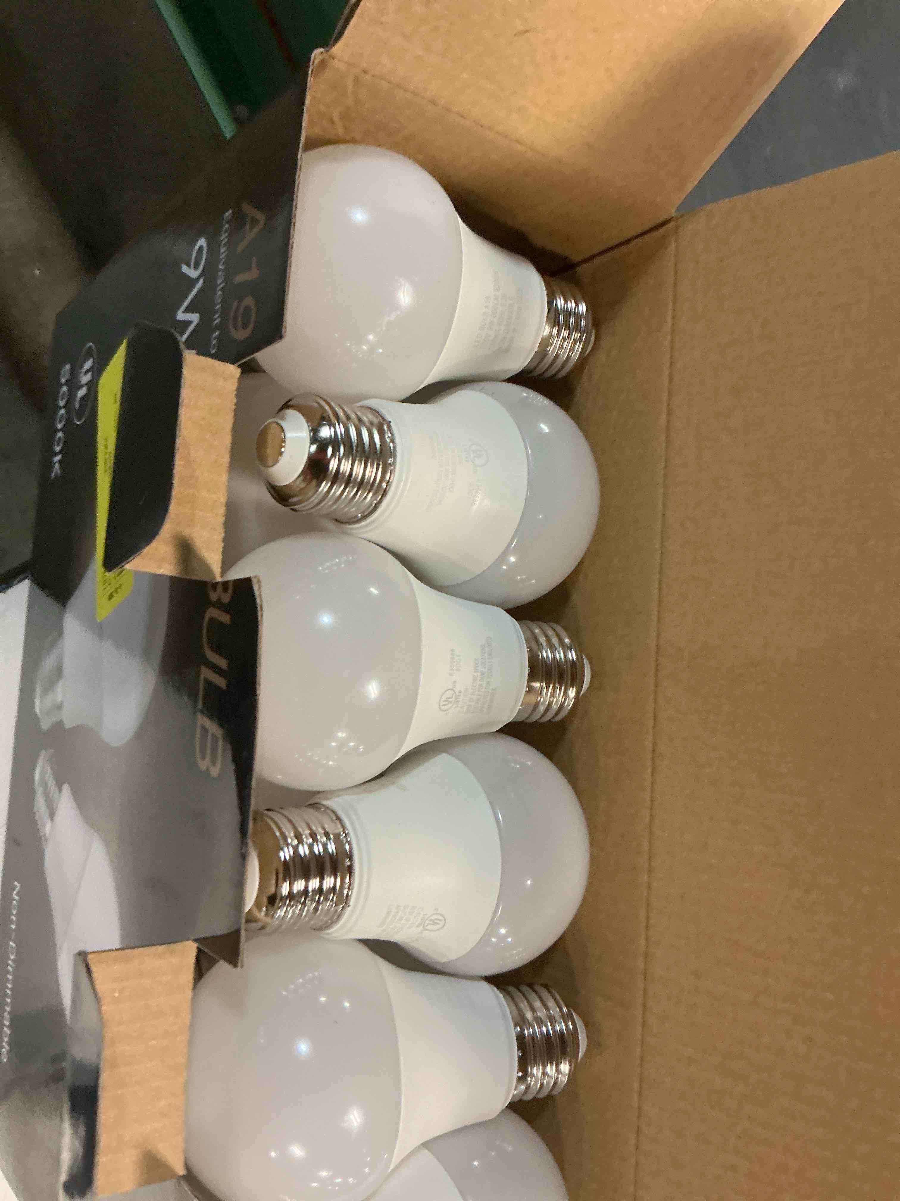 https://s3.amazonaws.com/lotting-images-prod/bidfta/BRN4846476_1777392676210.jpeg
