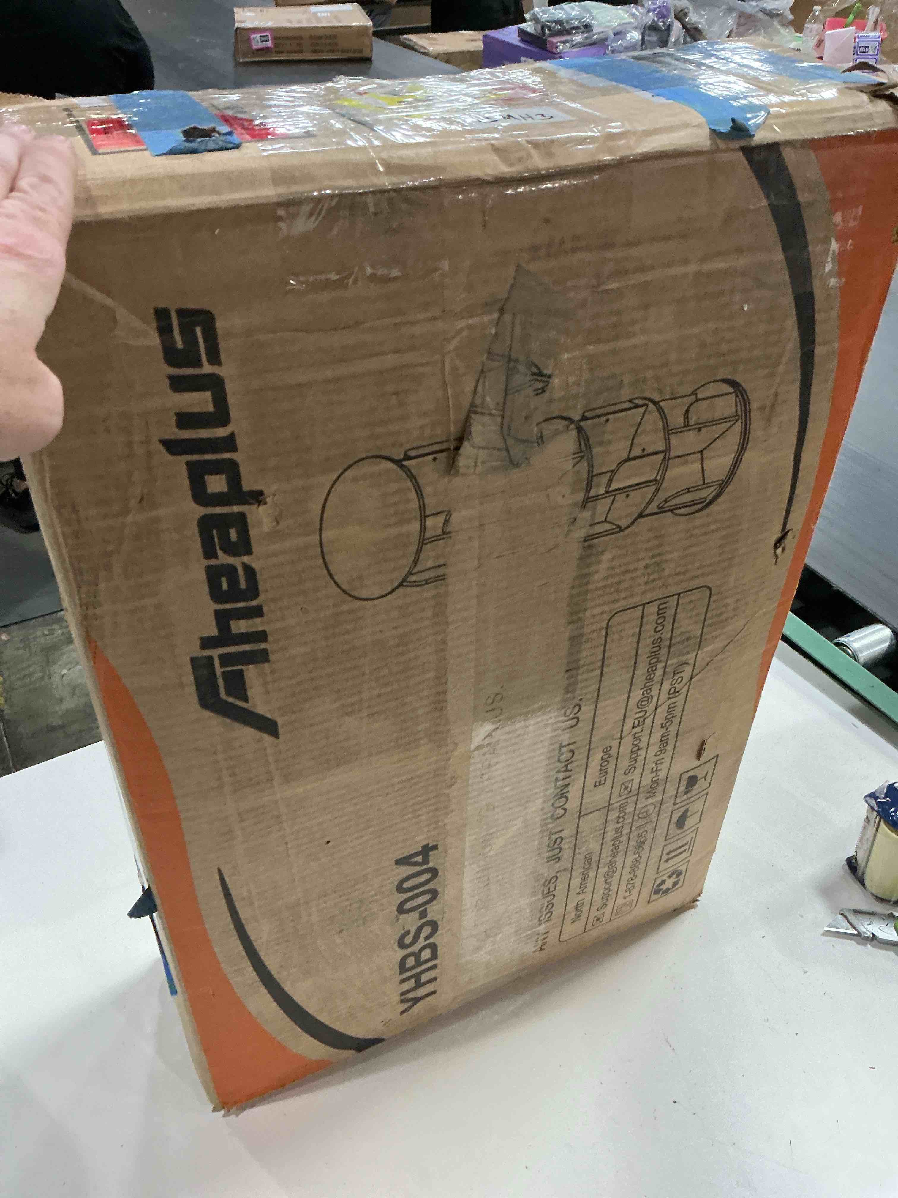 https://s3.amazonaws.com/lotting-images-prod/bidfta/BRN4849879_1777573945301.jpeg