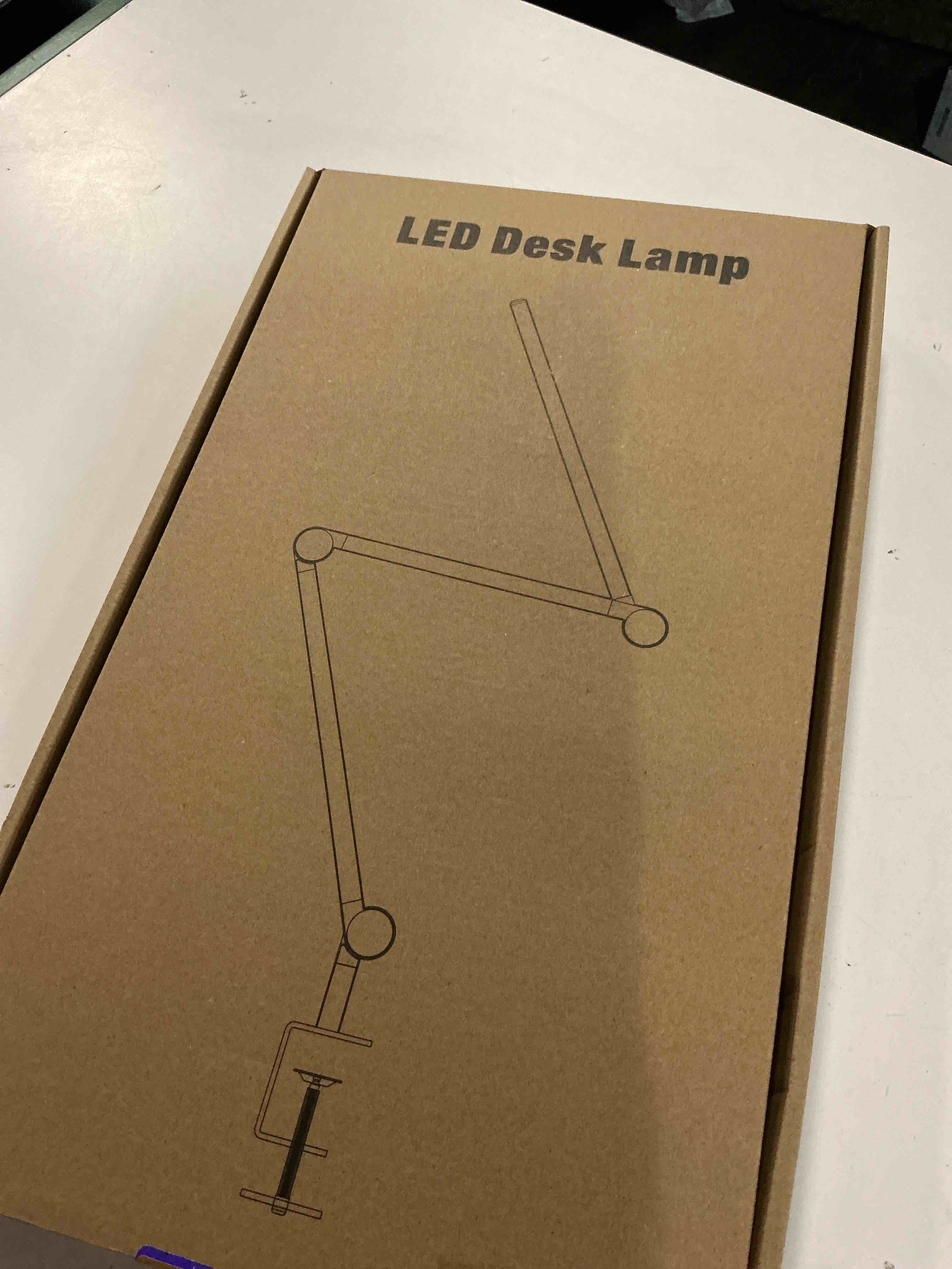 https://s3.amazonaws.com/lotting-images-prod/bidfta/BRN4853774_1778003639721.jpeg