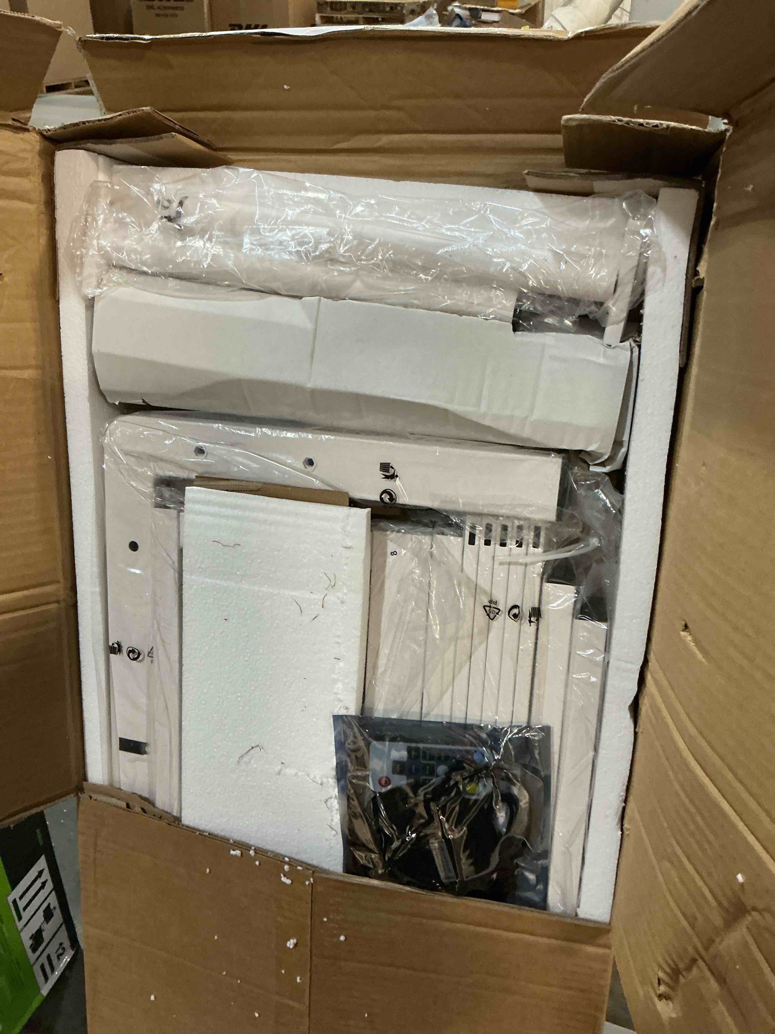https://s3.amazonaws.com/lotting-images-prod/bidfta/BRN4859199_1777549929858.jpeg