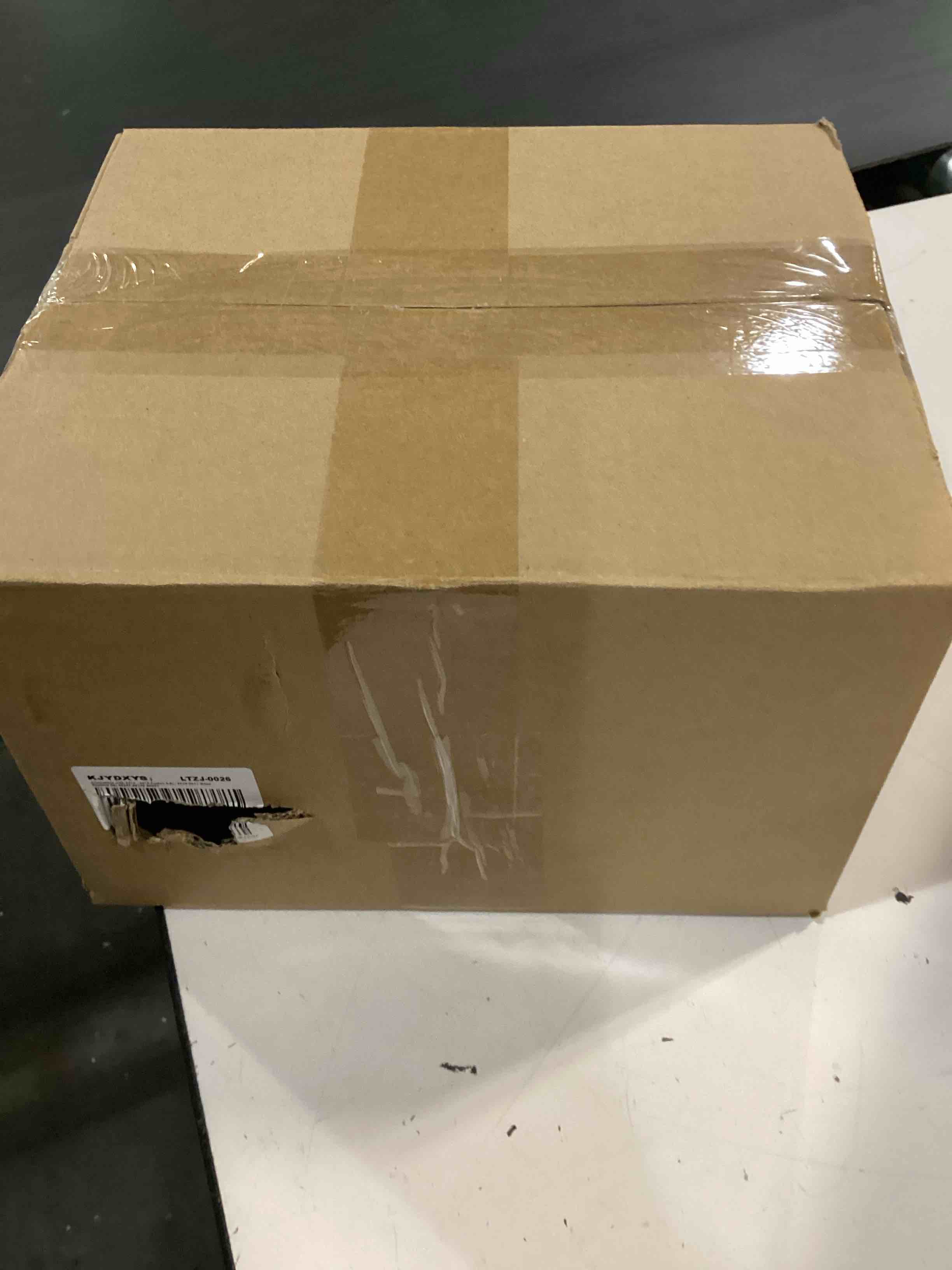 https://s3.amazonaws.com/lotting-images-prod/bidfta/BRN4859725_1777663545730.jpeg