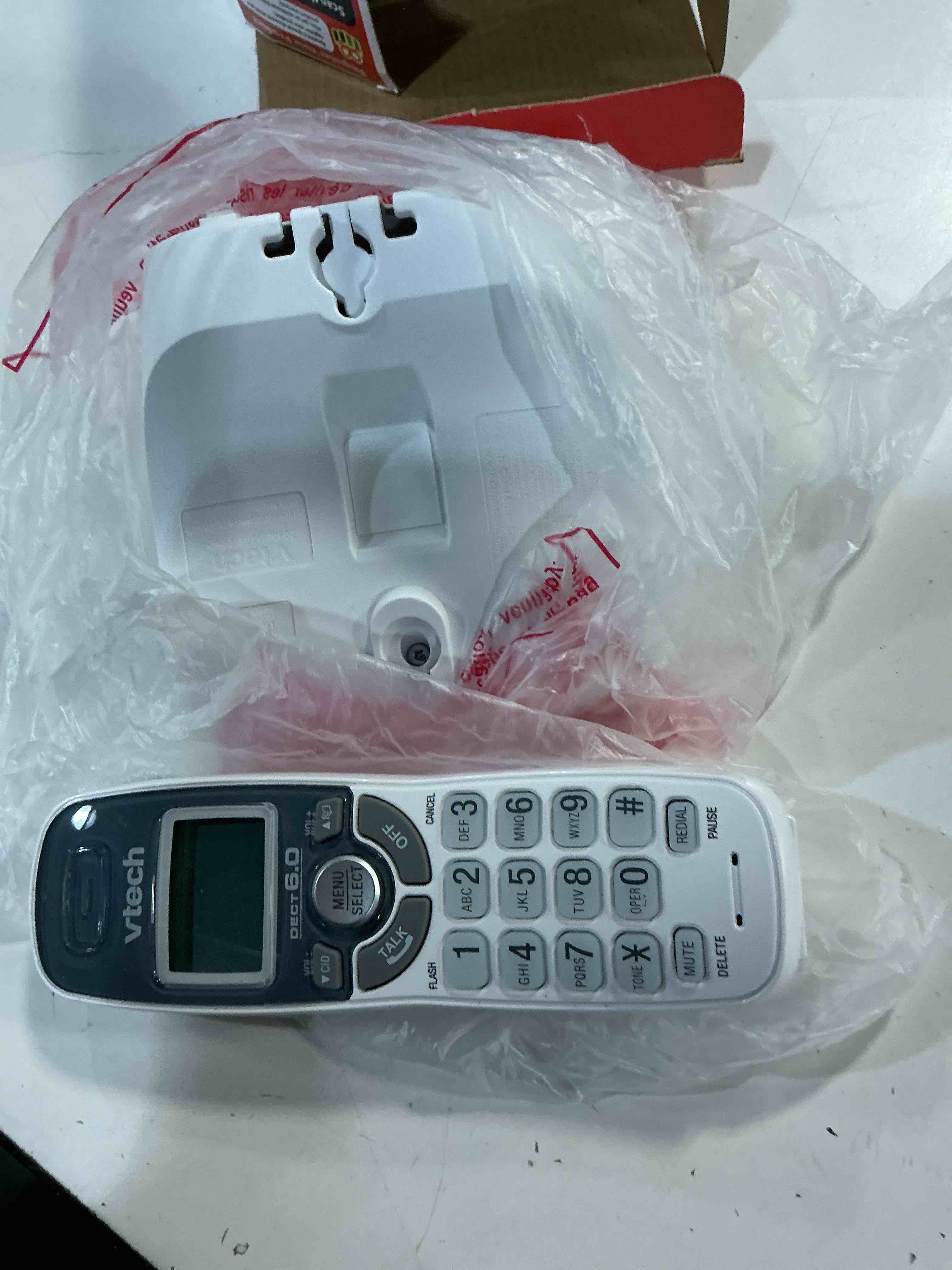 Condition photo showing Good Condition for vtech cs6124 dect 6.0 cordless phone with answering system and caller id/call waiting white with 1 handset