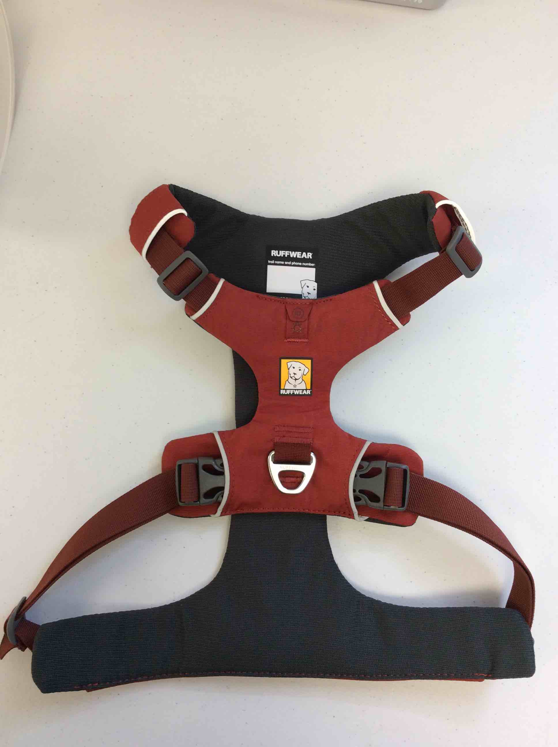 https://s3.amazonaws.com/lotting-images-prod/bidfta/BRN4939163_1780924940615.jpeg