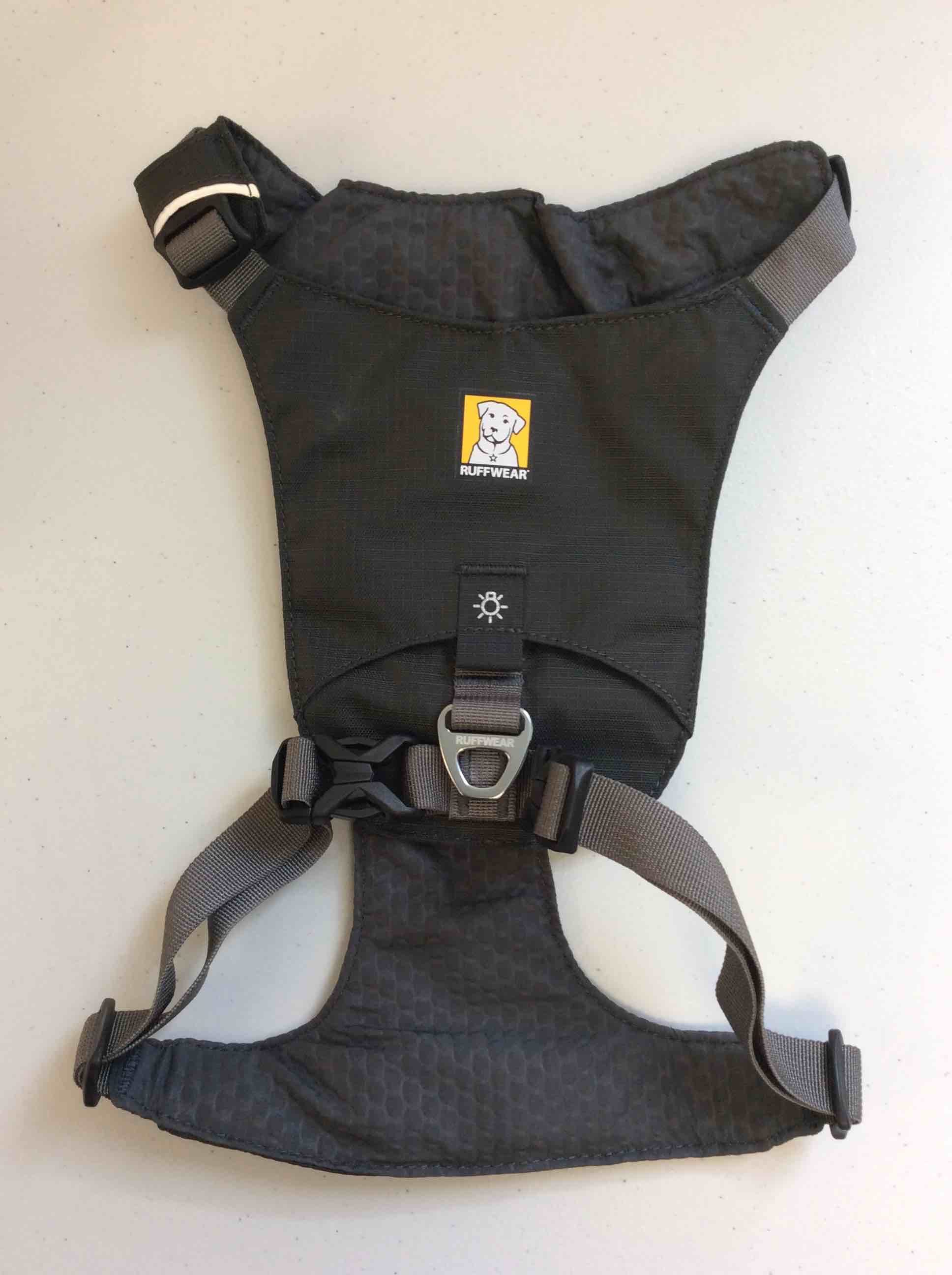 https://s3.amazonaws.com/lotting-images-prod/bidfta/BRN4939181_1780930030932.jpeg