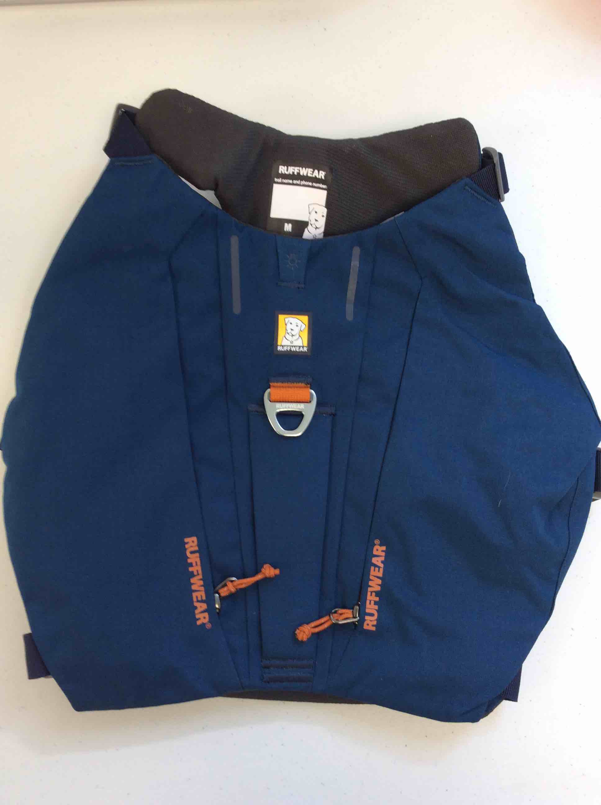 https://s3.amazonaws.com/lotting-images-prod/bidfta/BRN4939214_1780941260940.jpeg