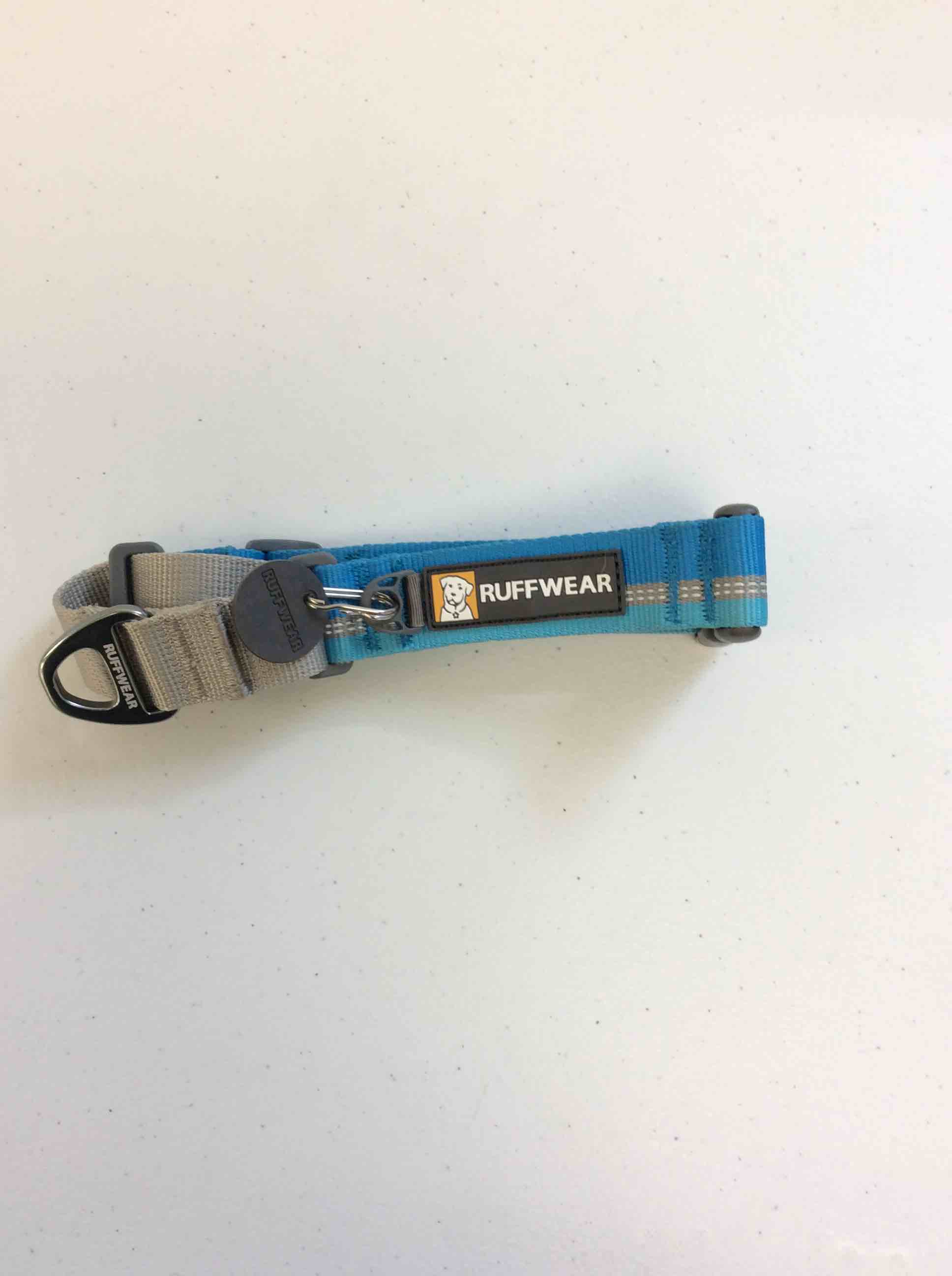 Condition photo showing New/Like New for ruffwear dog collar dusk blue design 11-14in