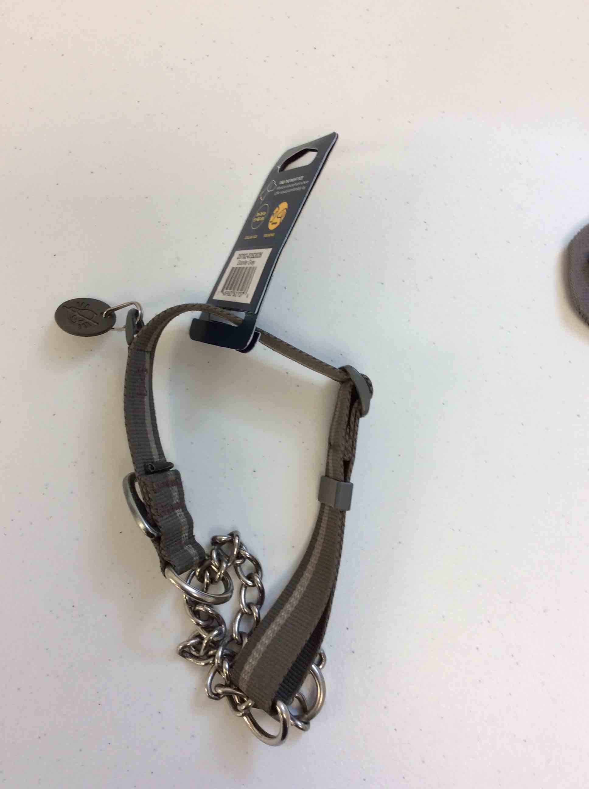 Condition photo showing Good Condition for ruffwear, chain reaction dog collar, martingale style for on-leash walking, granite gray, 20"-26"