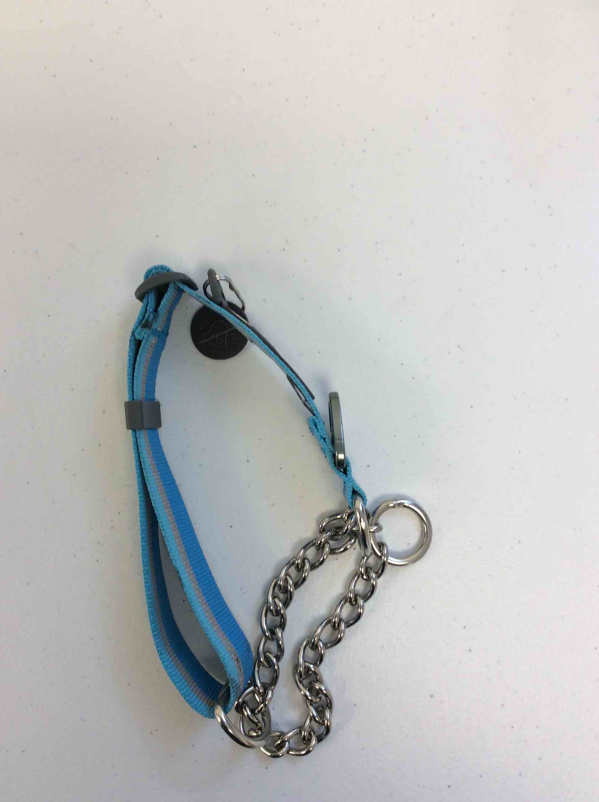 Condition photo showing New/Like New for ruffwear dog collar blue 14-20in