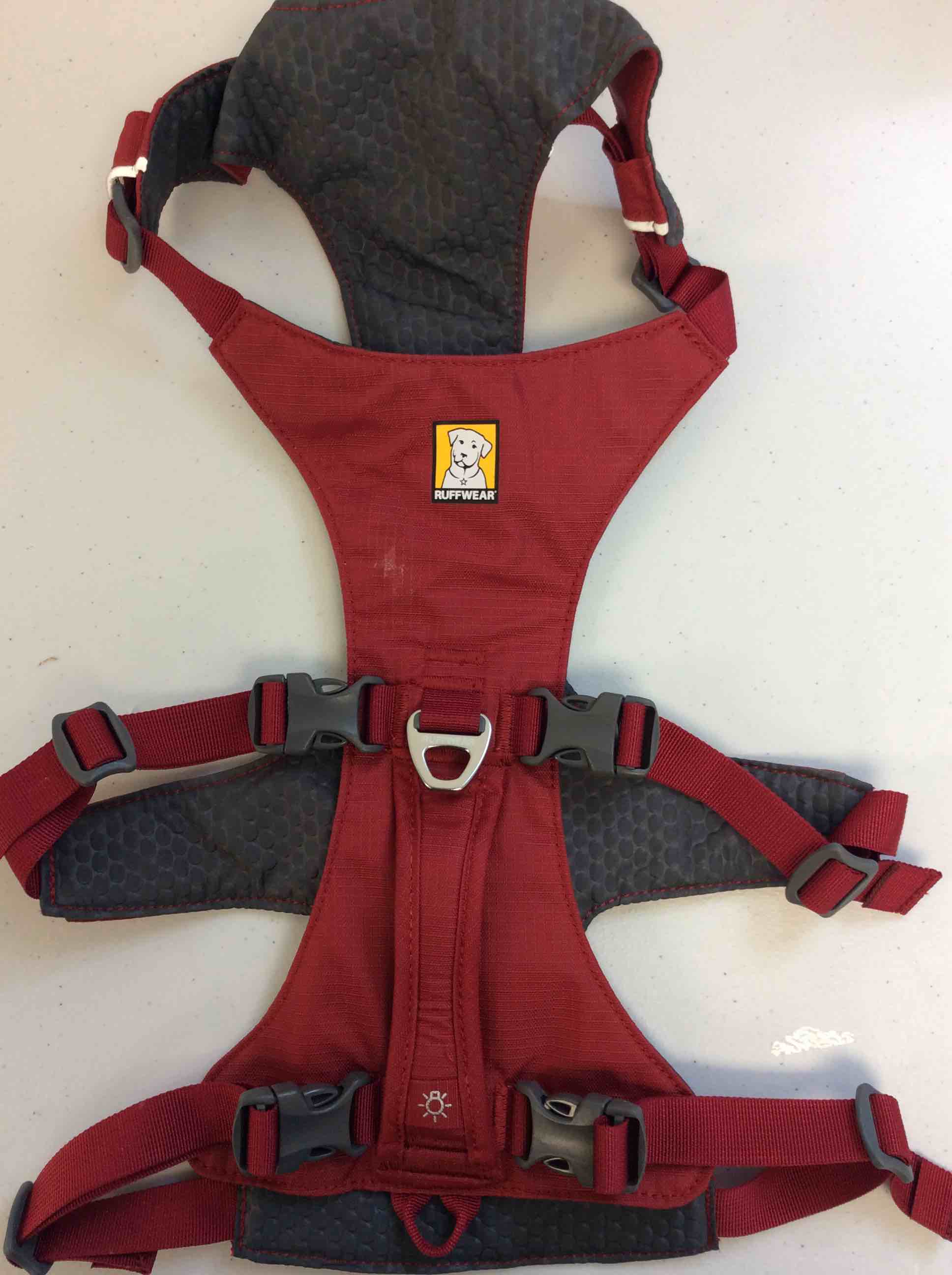 Condition photo showing Good Condition for ruffwear dog harness red medium