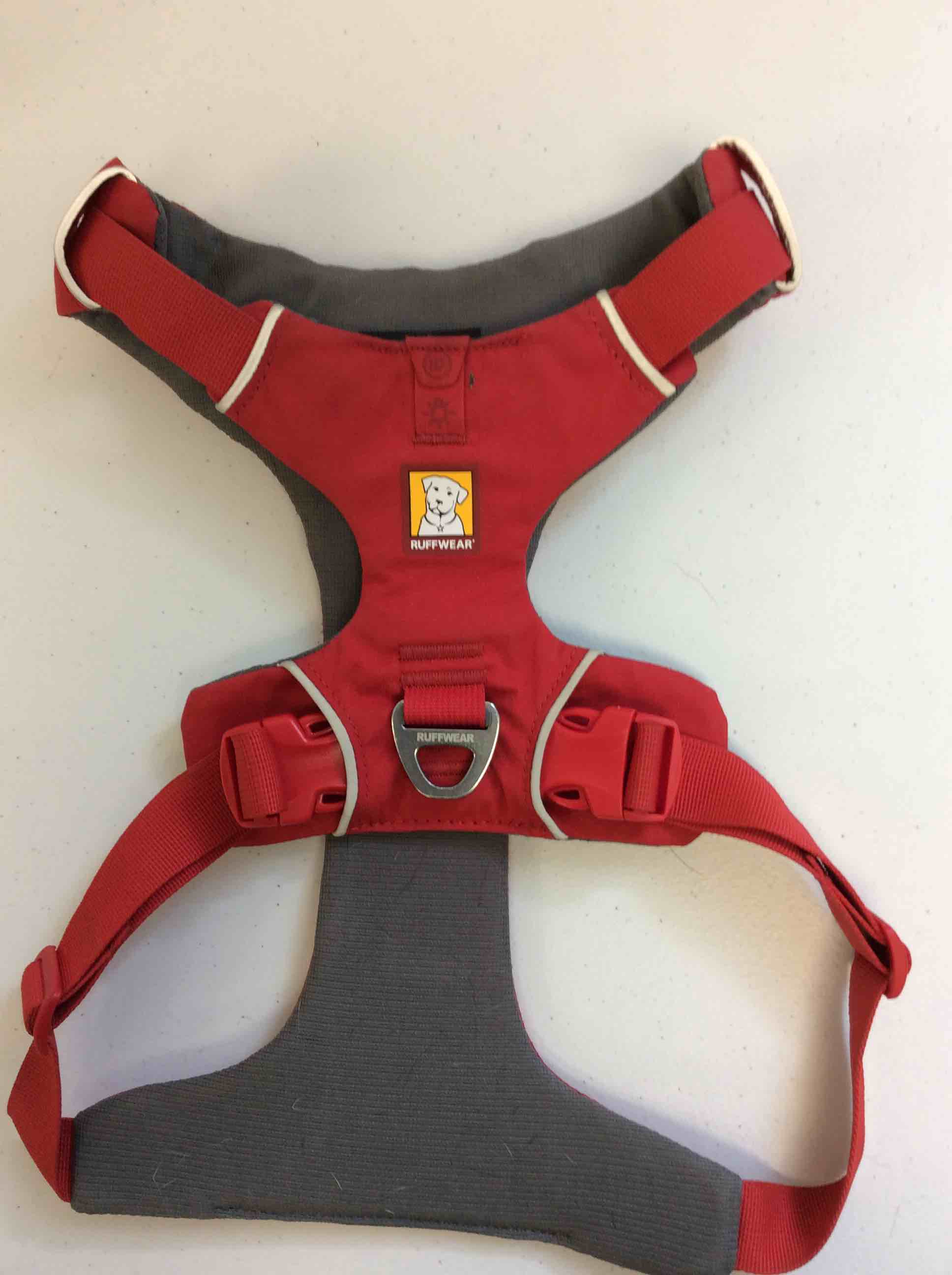 Condition photo showing Good Condition for ruffwear dog harness red medium