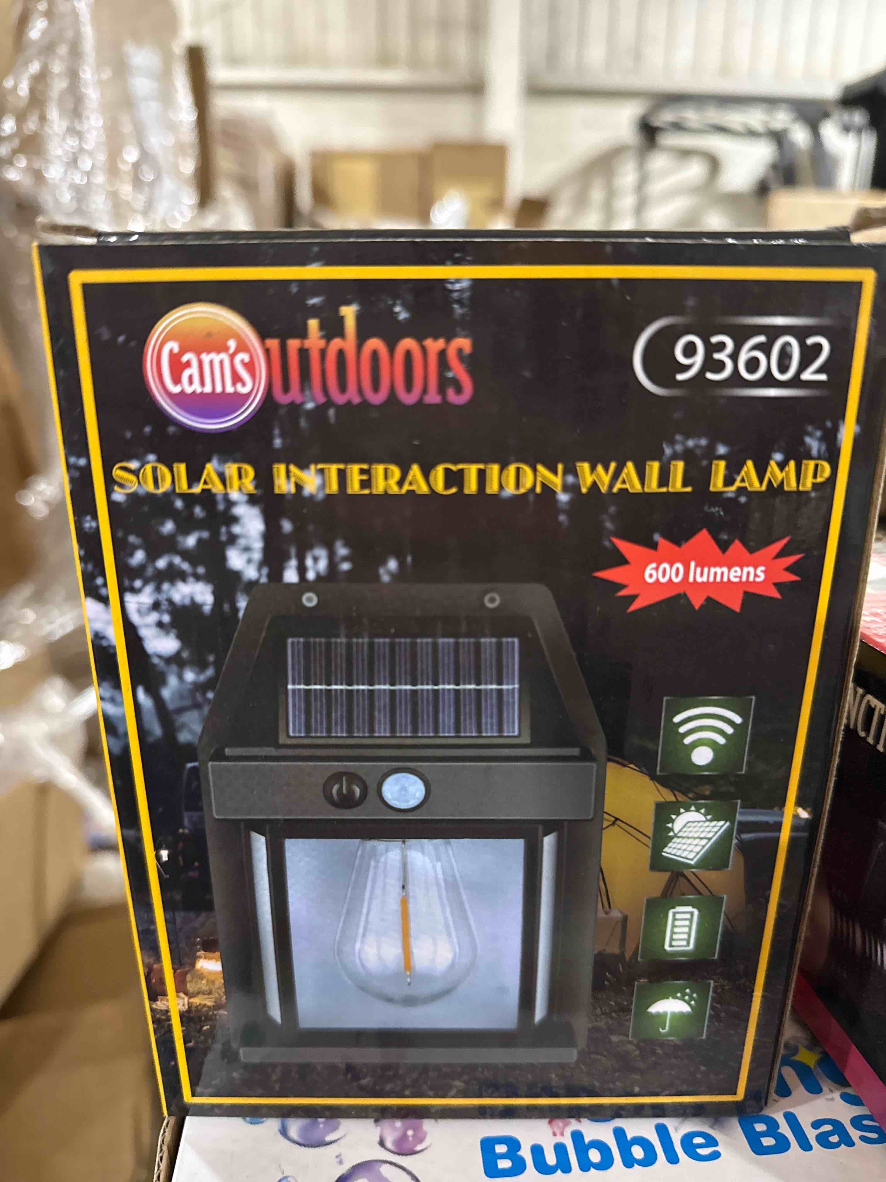 solar interactive wall lamp