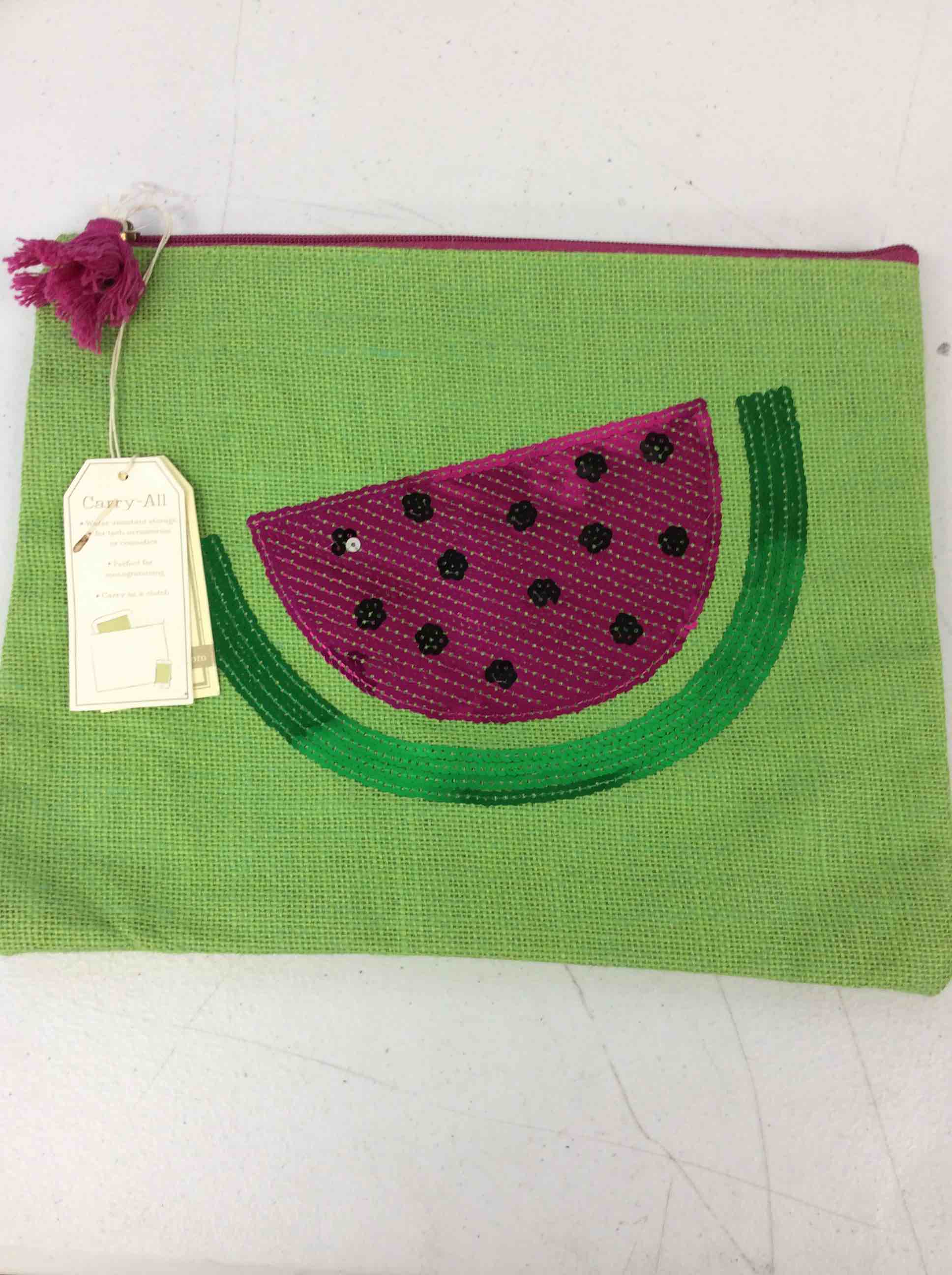 Condition photo showing New/Like New for mudpie watermelon carry-all