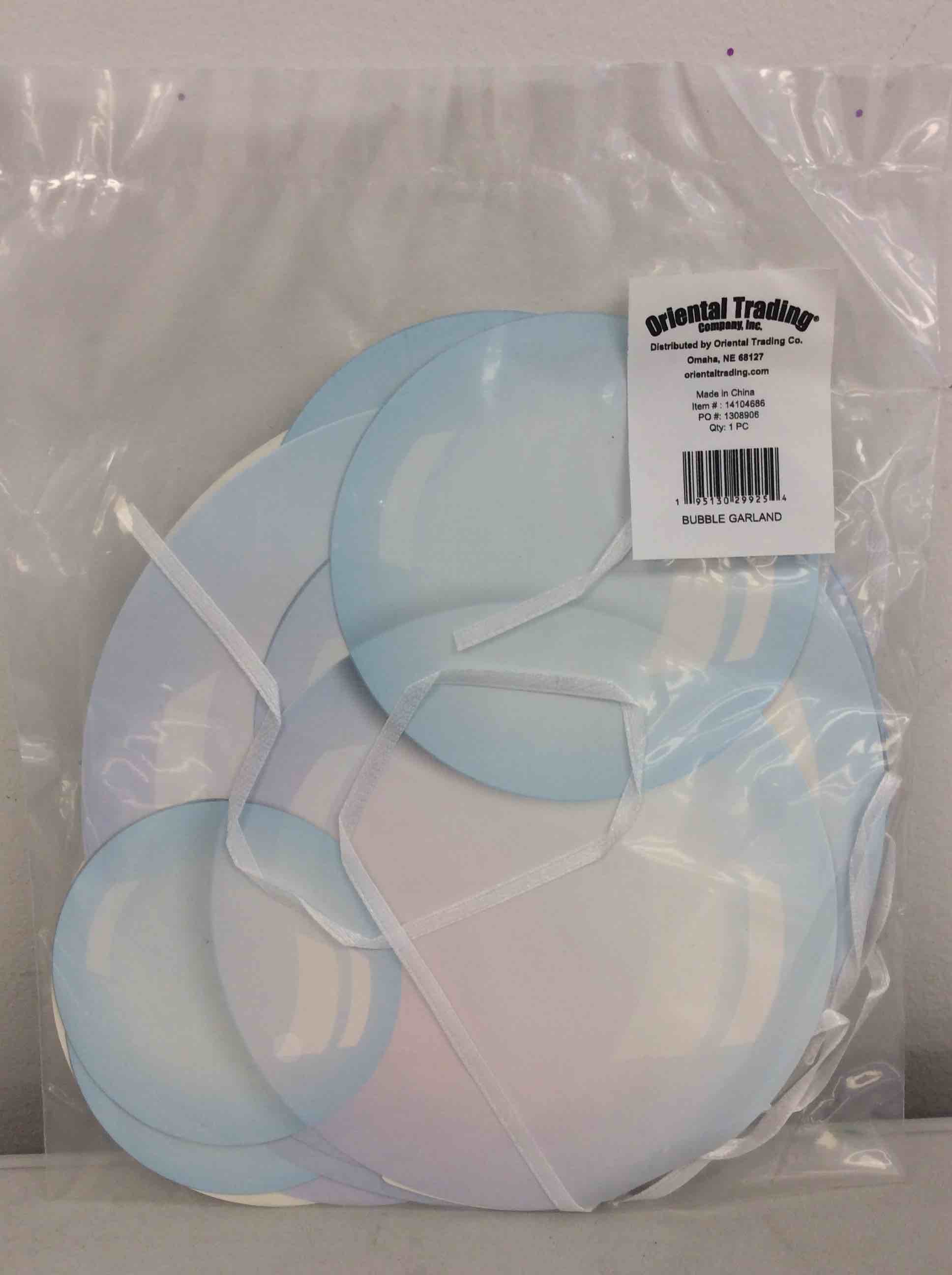 Condition photo showing New/Like New for bubble hanging garland - 7 ft. x 7" | cardstock | 1 pc.