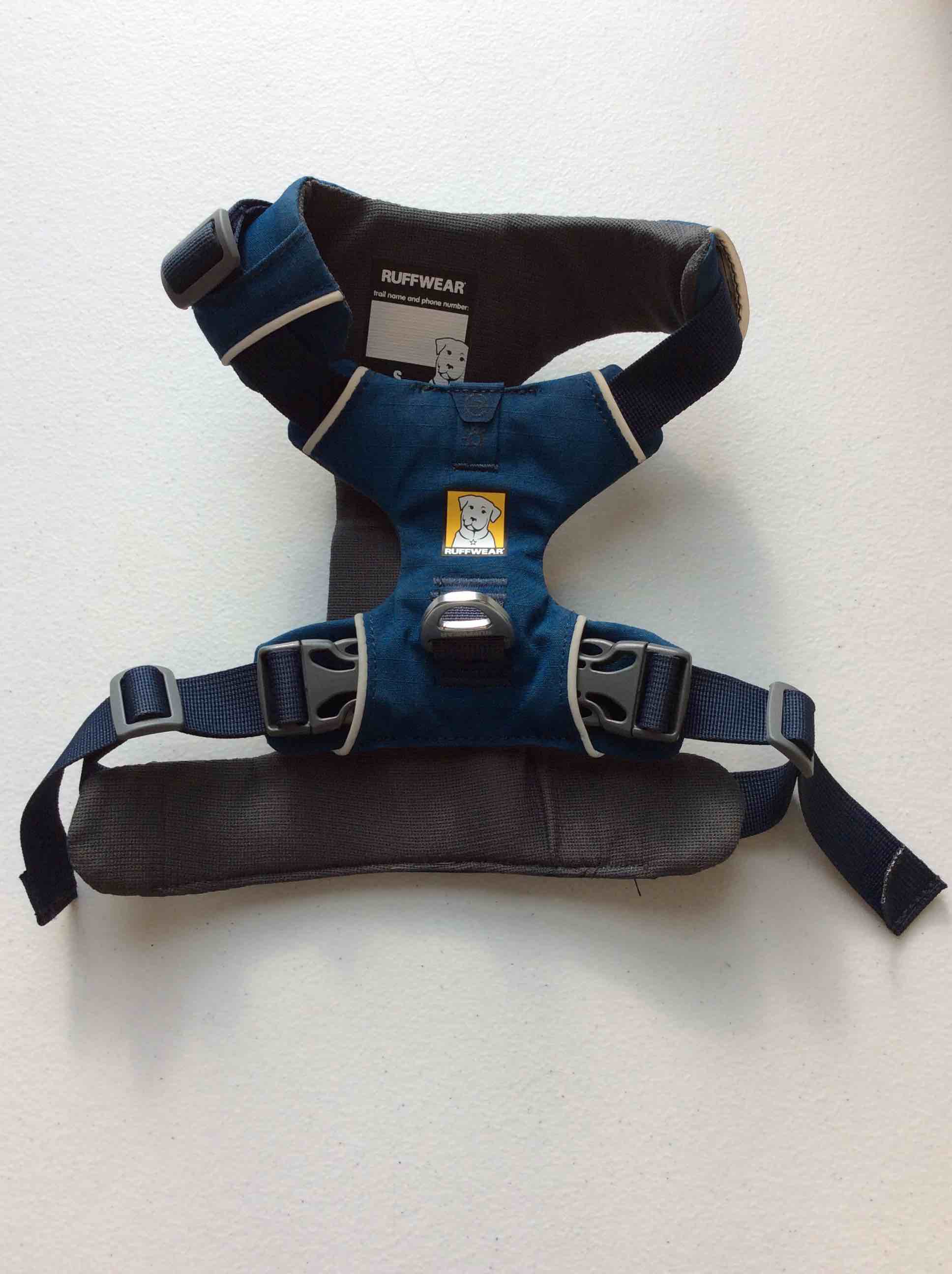 Condition photo showing New/Like New for ruffwear dog harness navy blue small